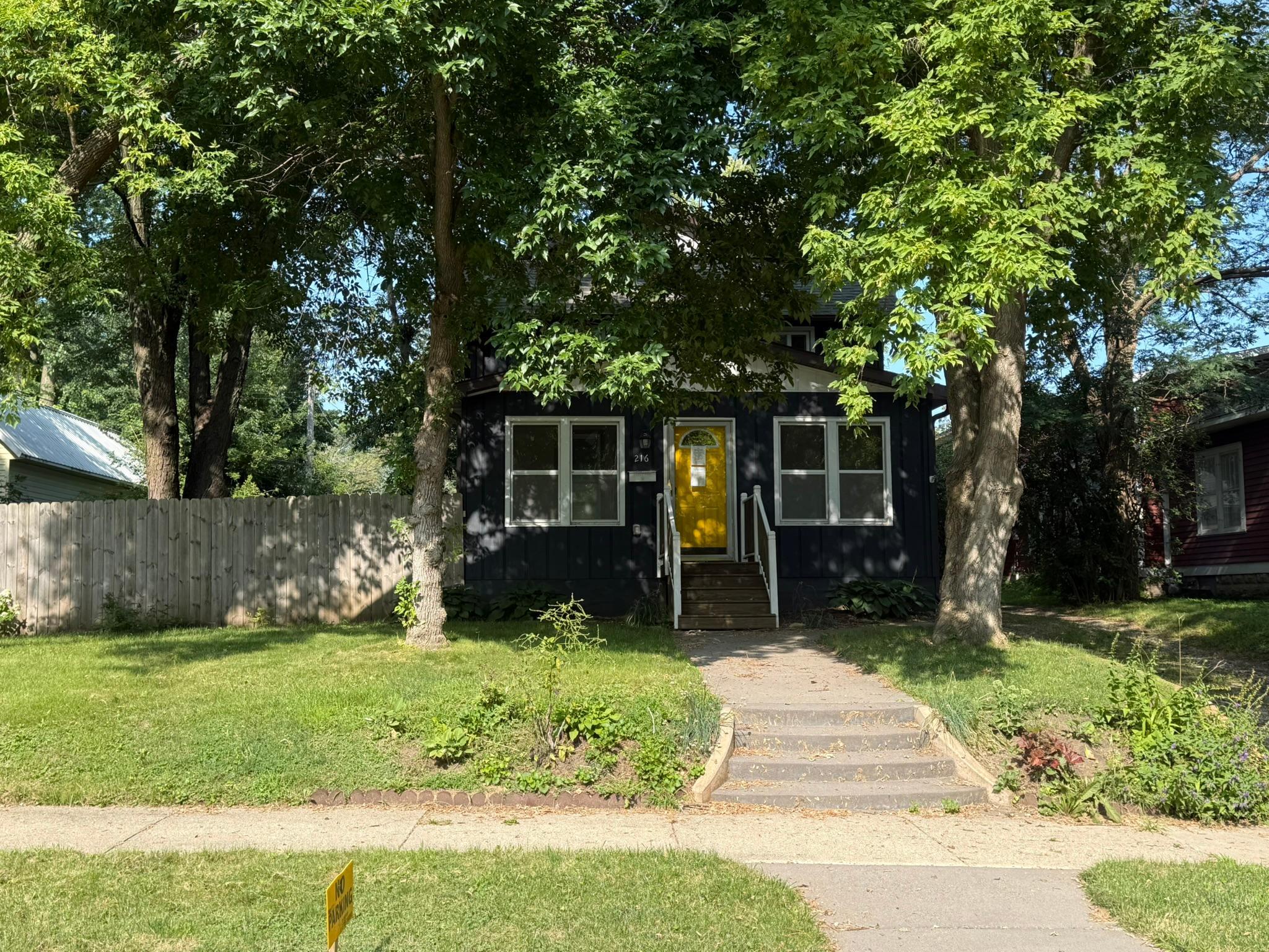 216 Highland Avenue — photo