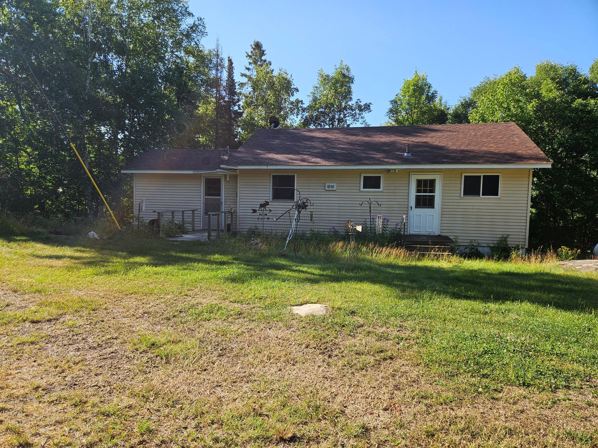 3306 Breezy Point Road — photo