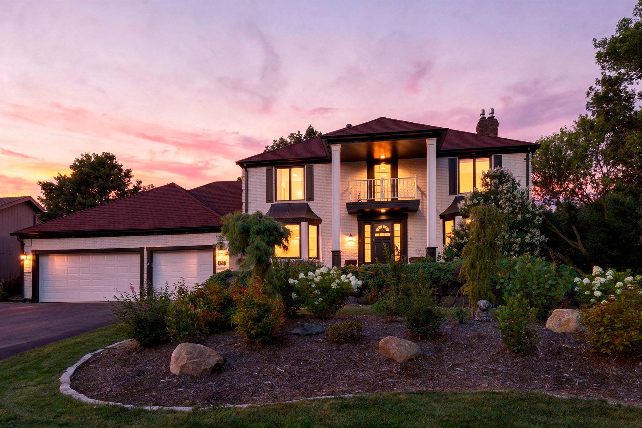 9348 Olympia Drive — photo