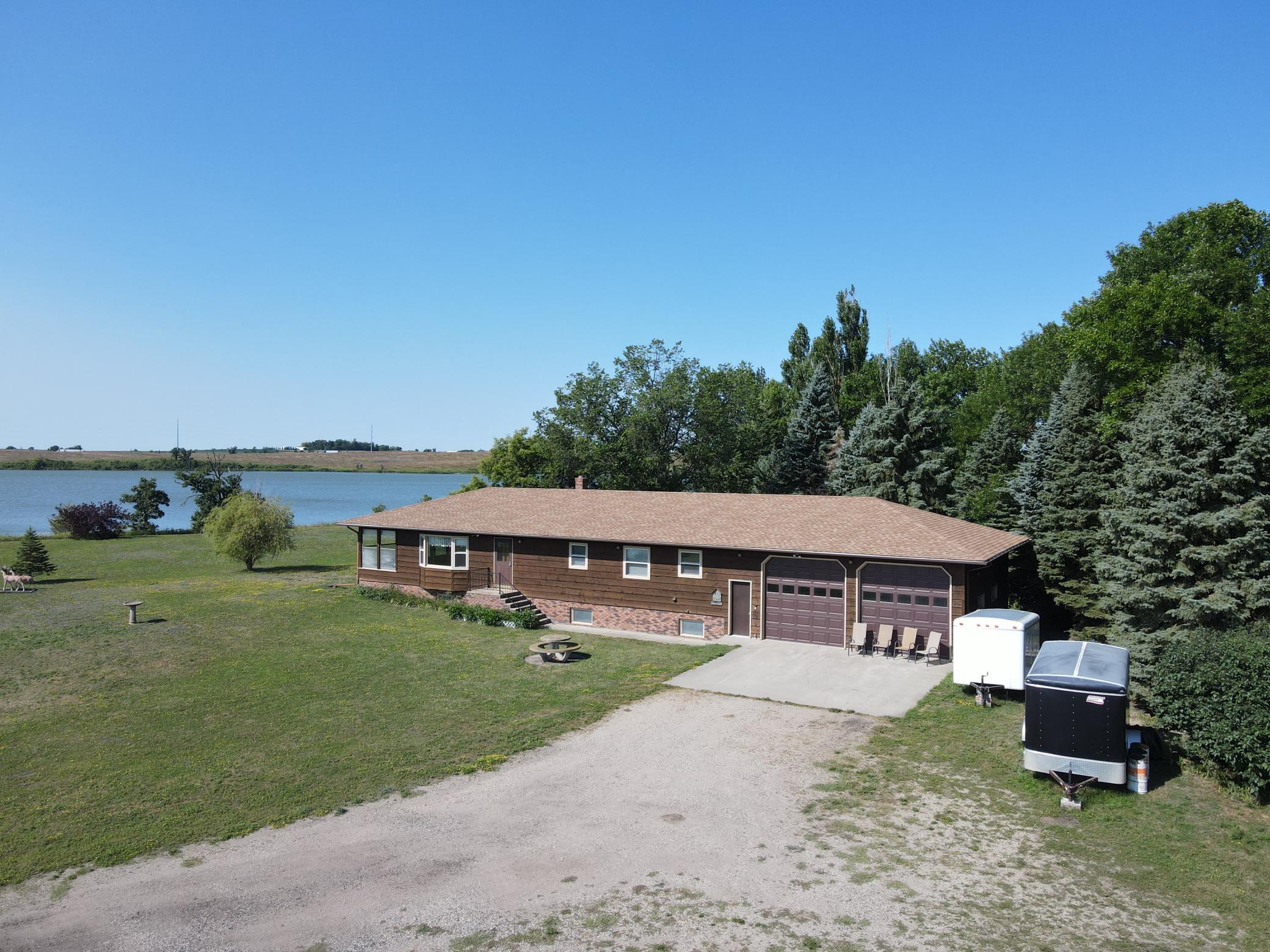 2814 Pebble Lake Road — photo