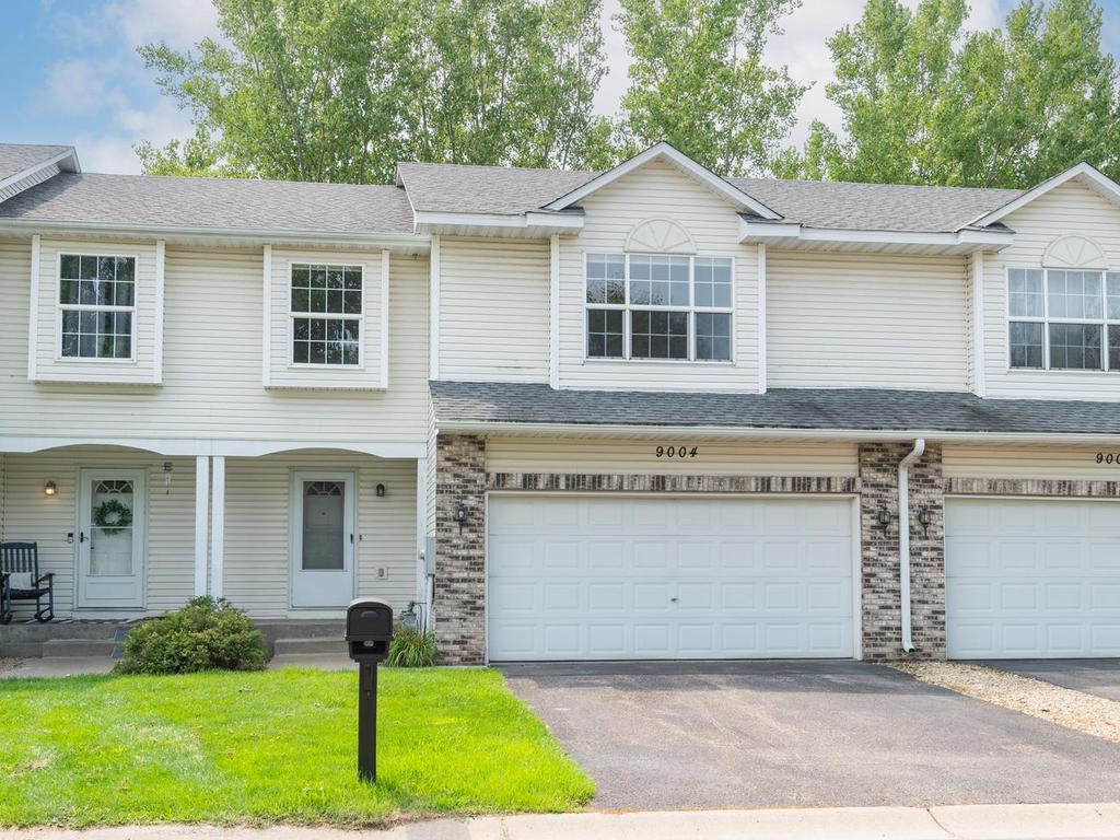 9004 Marsh Run Street — photo