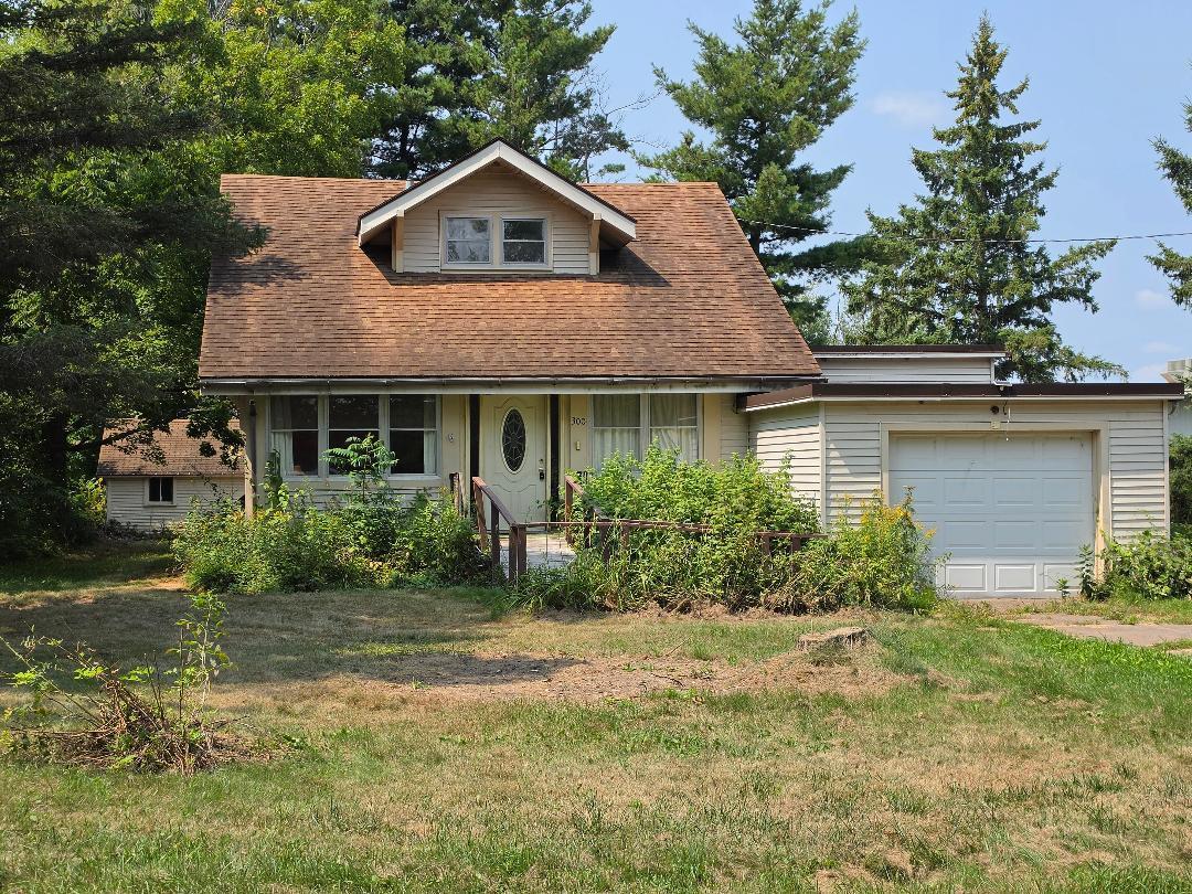 300 N Algoma Street — photo