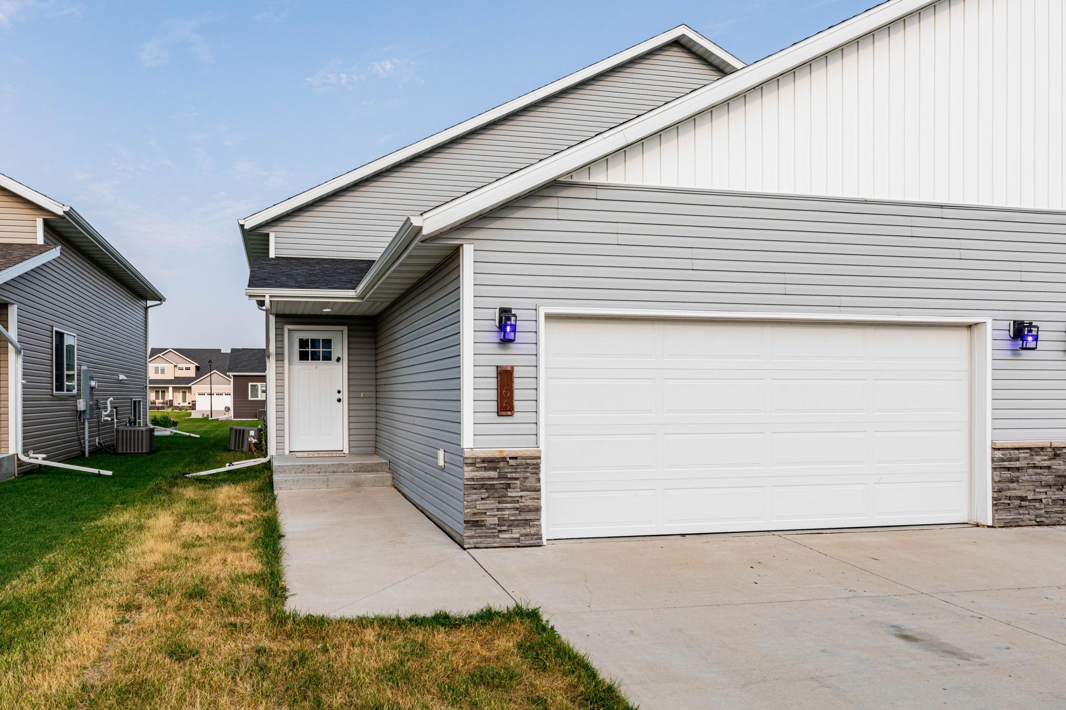 166 Pine Avenue, Mapleton, ND 58059 — photo 2