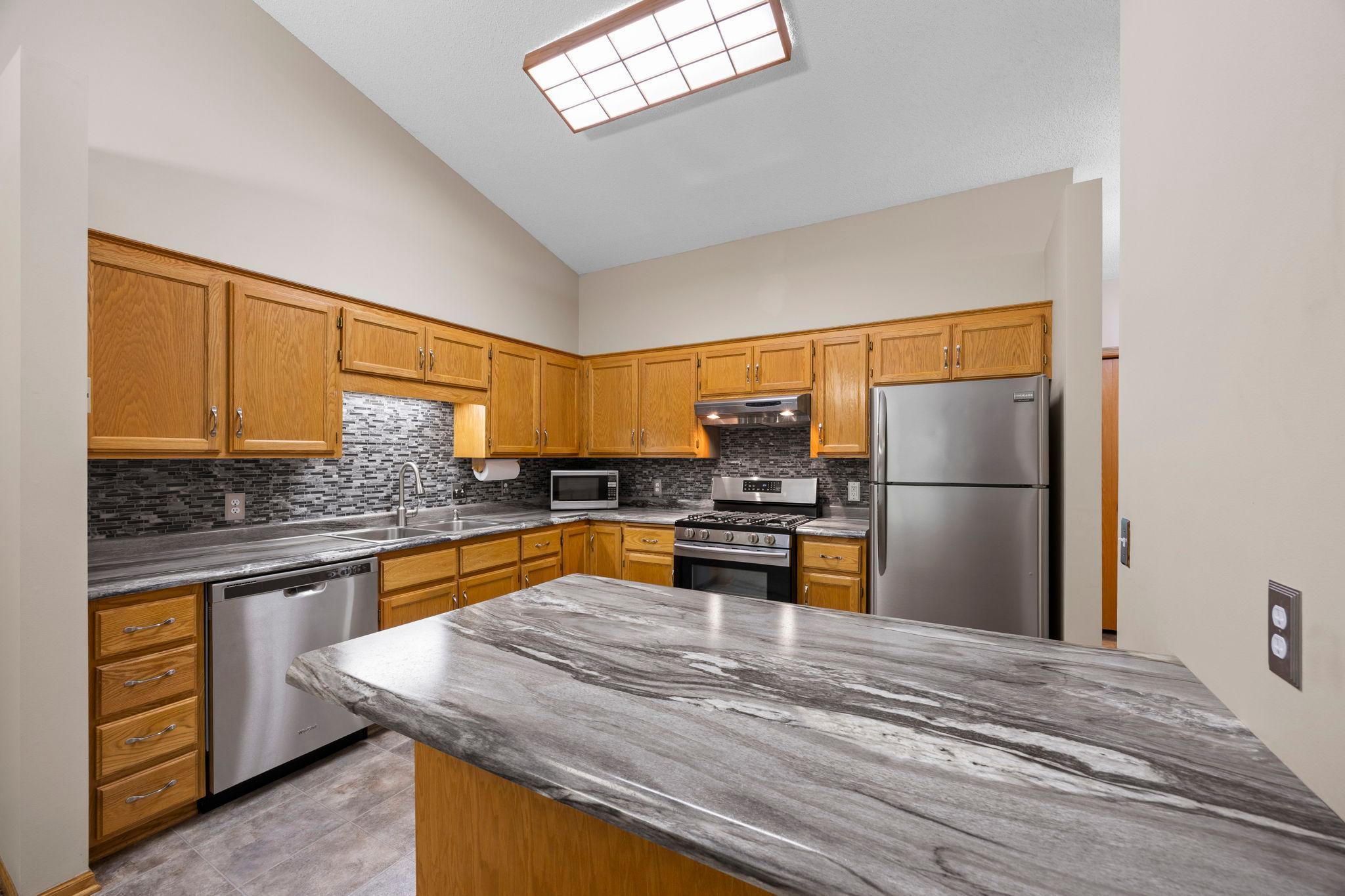 27699 Woodland Drive — photo