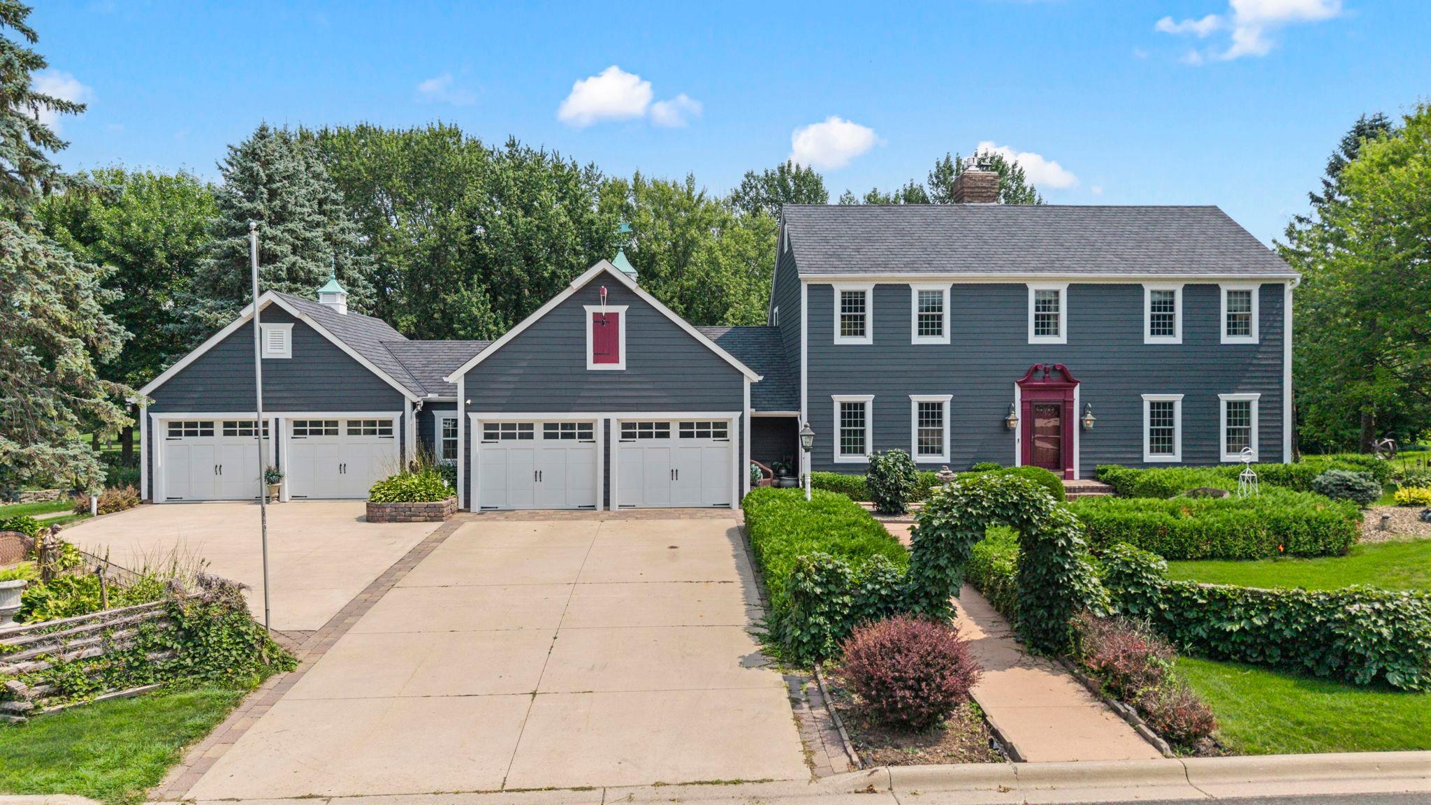 1001 Windcrest Drive SE — photo