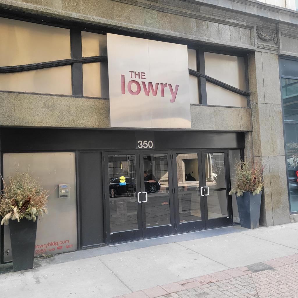 350 Saint Peter Street 503 — photo