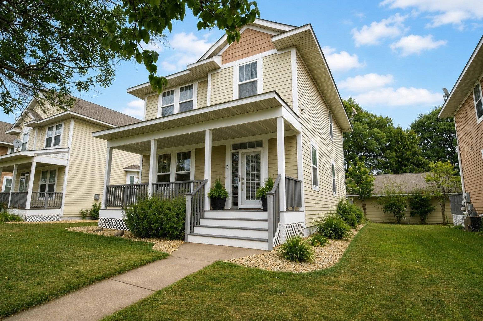 13322 Tulip Street NW — photo