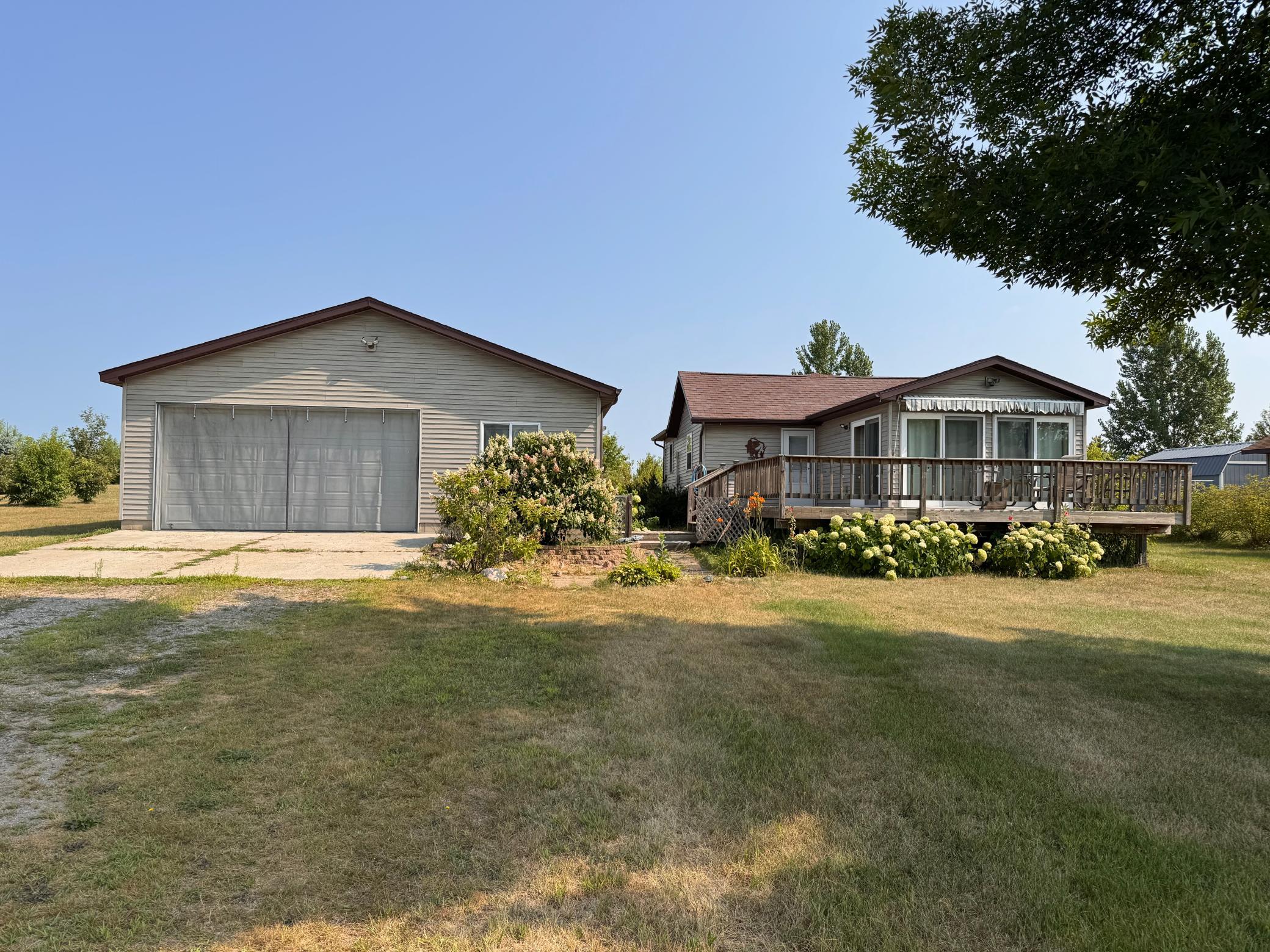 49723 Leaf River Road — photo