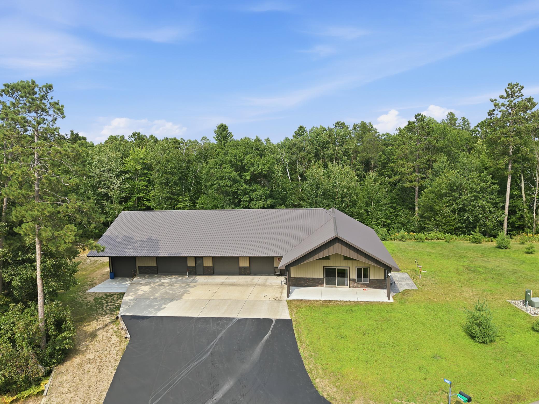 33210 Rolling Oaks Lane — photo