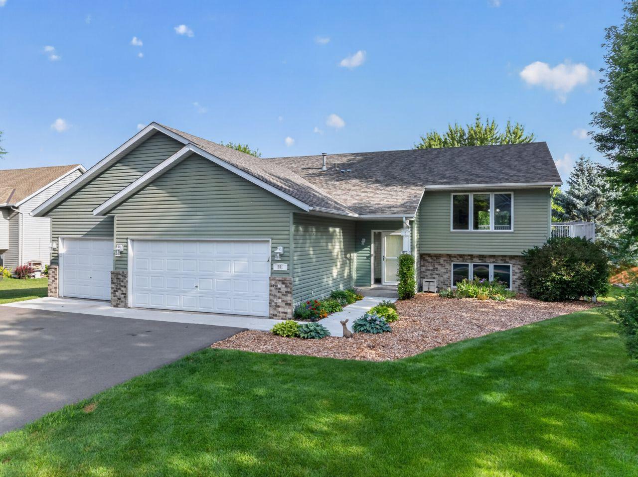 501 Carter Drive — photo