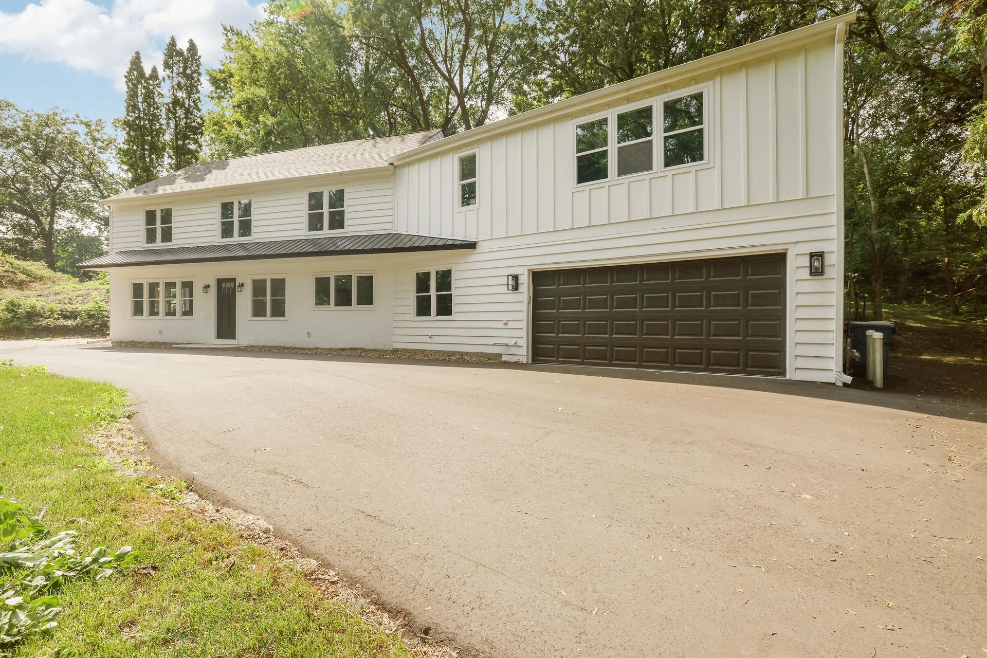 5111 Colonial Drive — photo