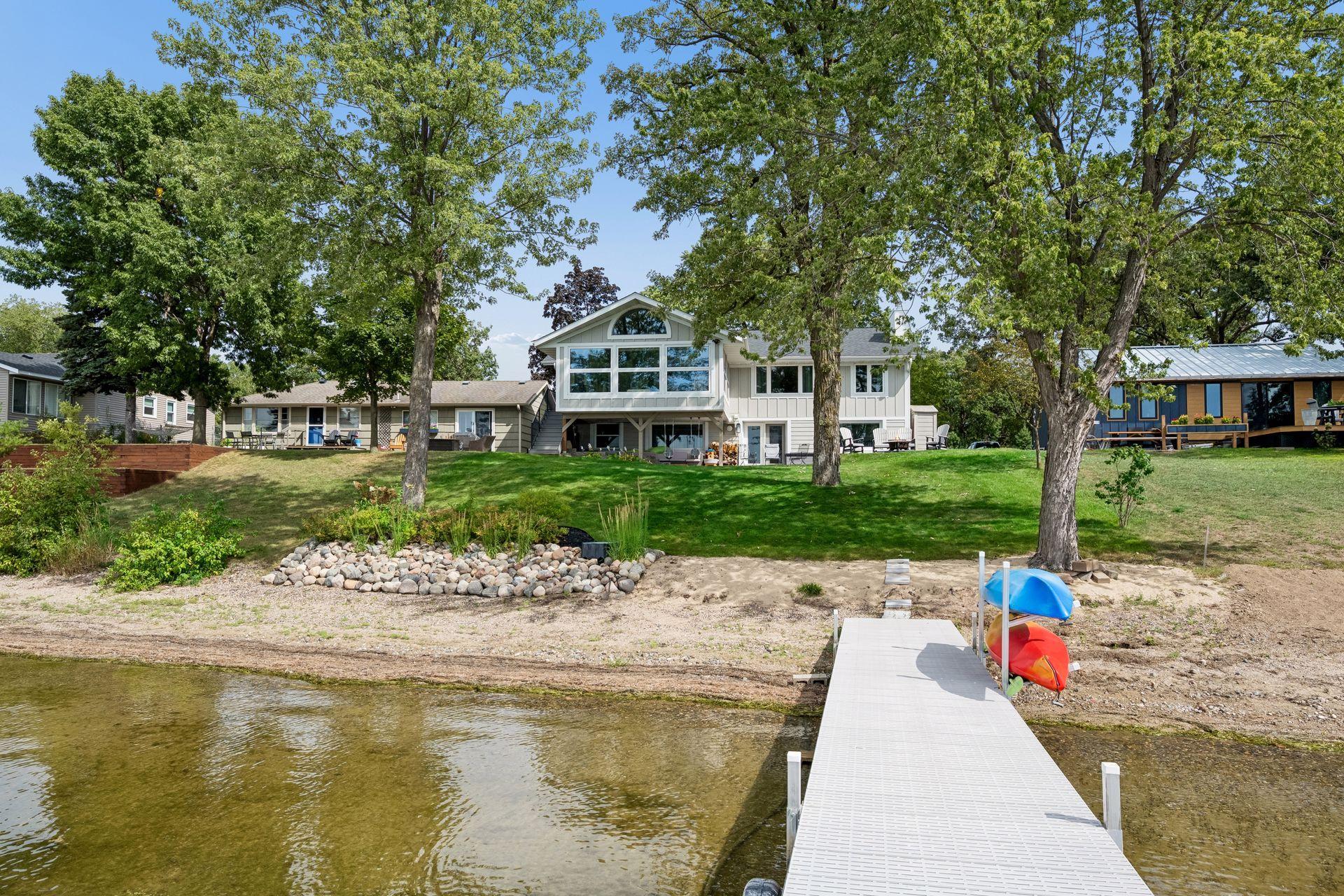 421 Shoreacres Drive — photo