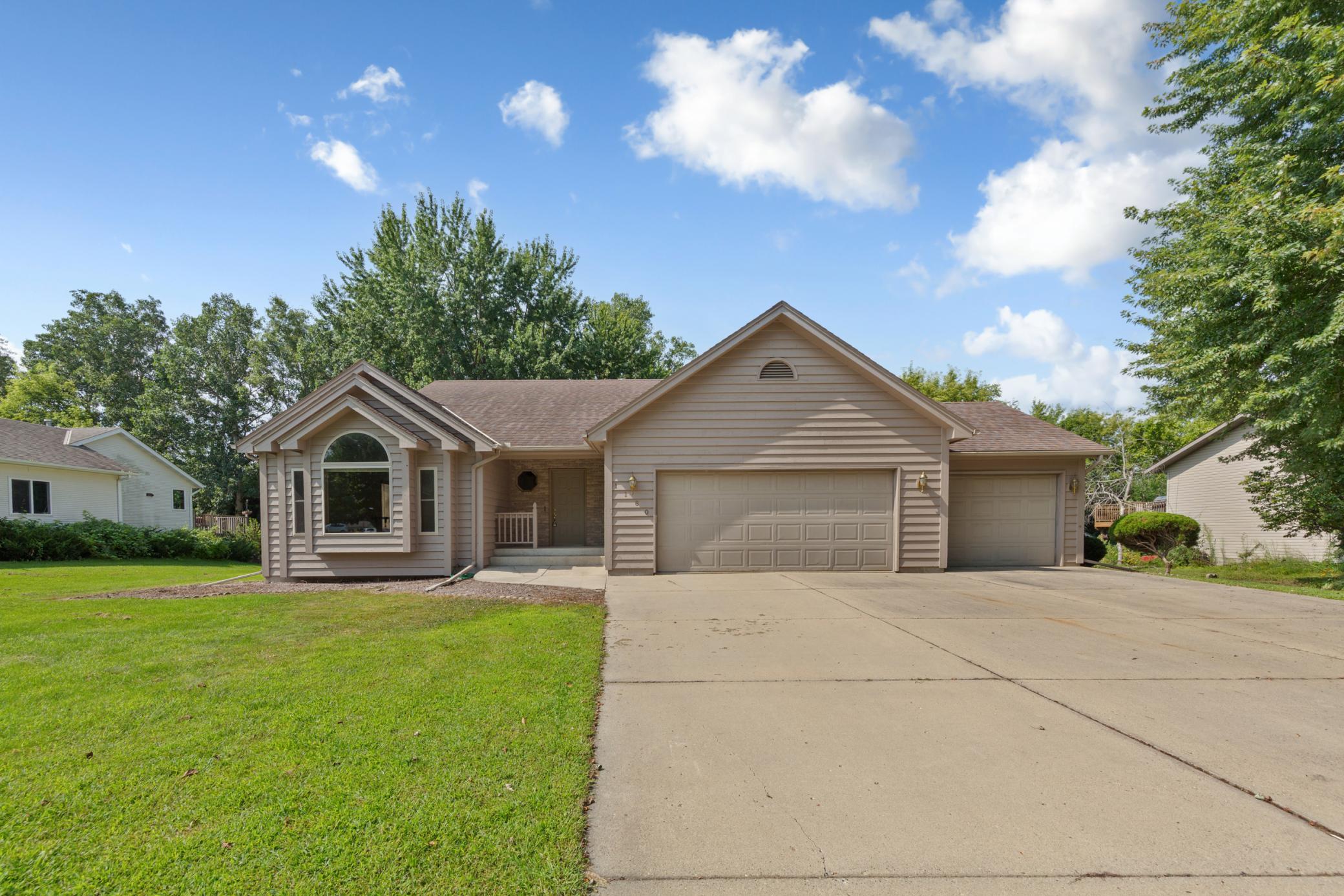 1160 Greenleaf Road — photo