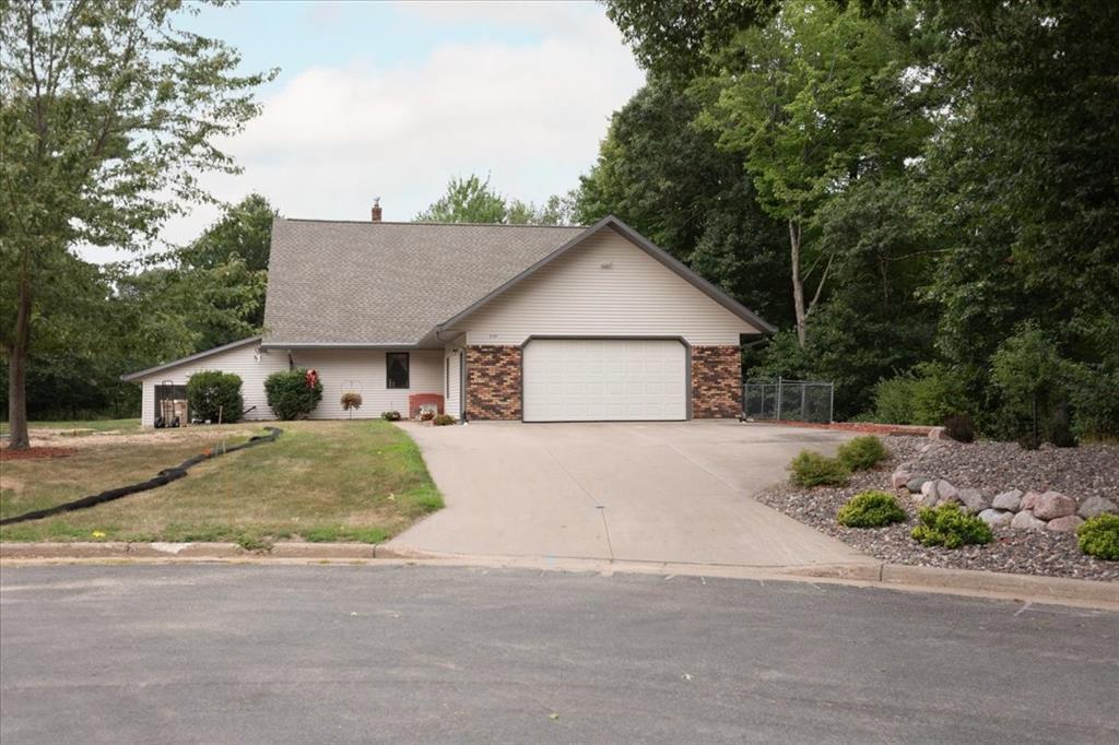 2707 Cherry Blossom Lane — photo
