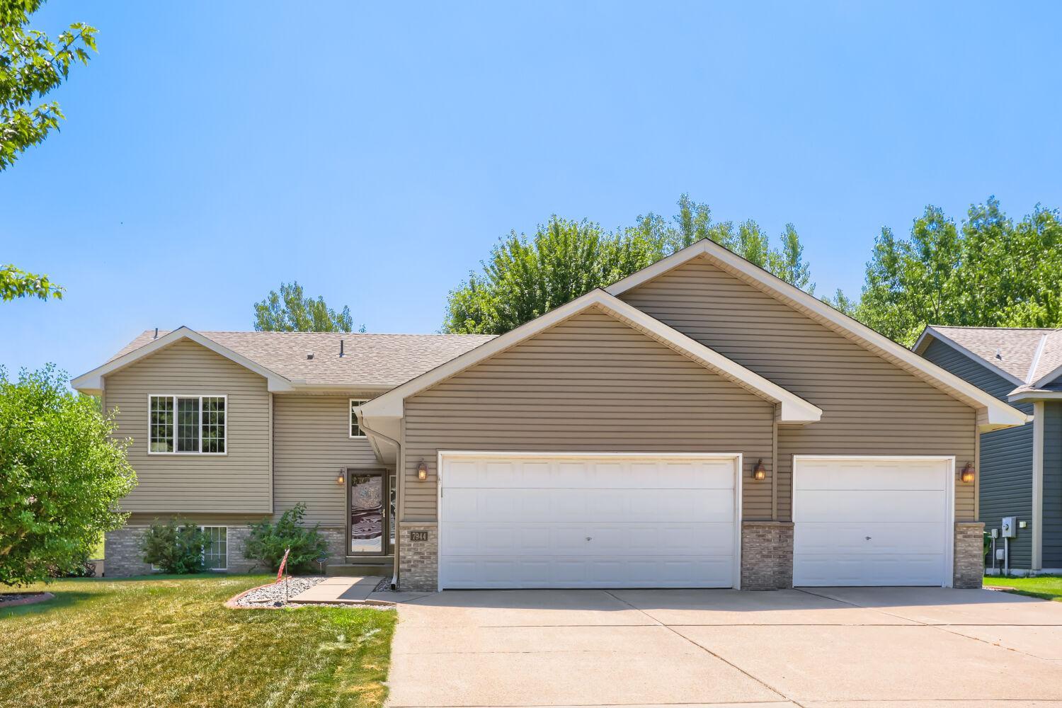 7944 Highland Drive — photo