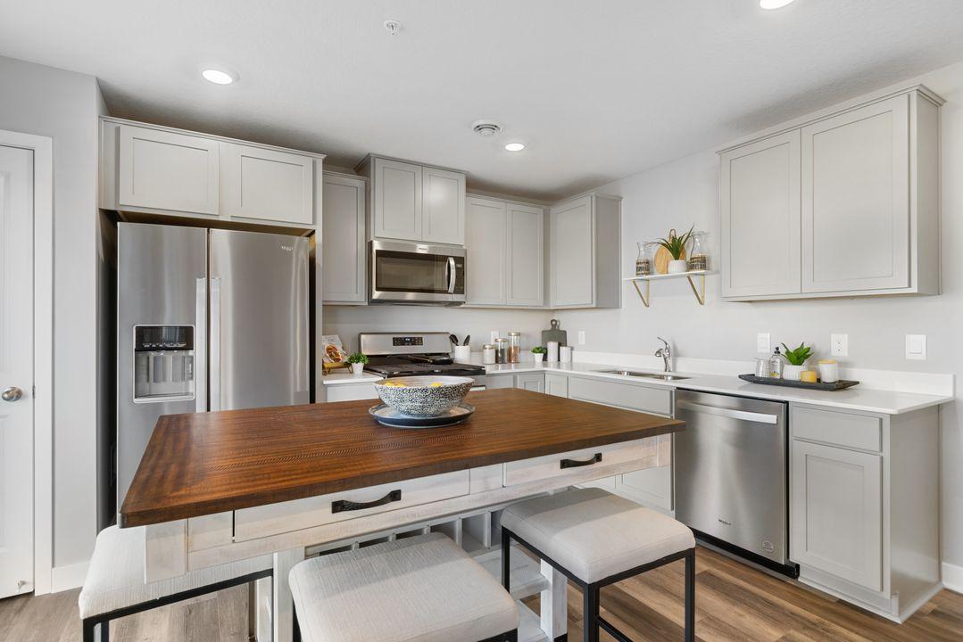 12689 Ashbury Drive — photo