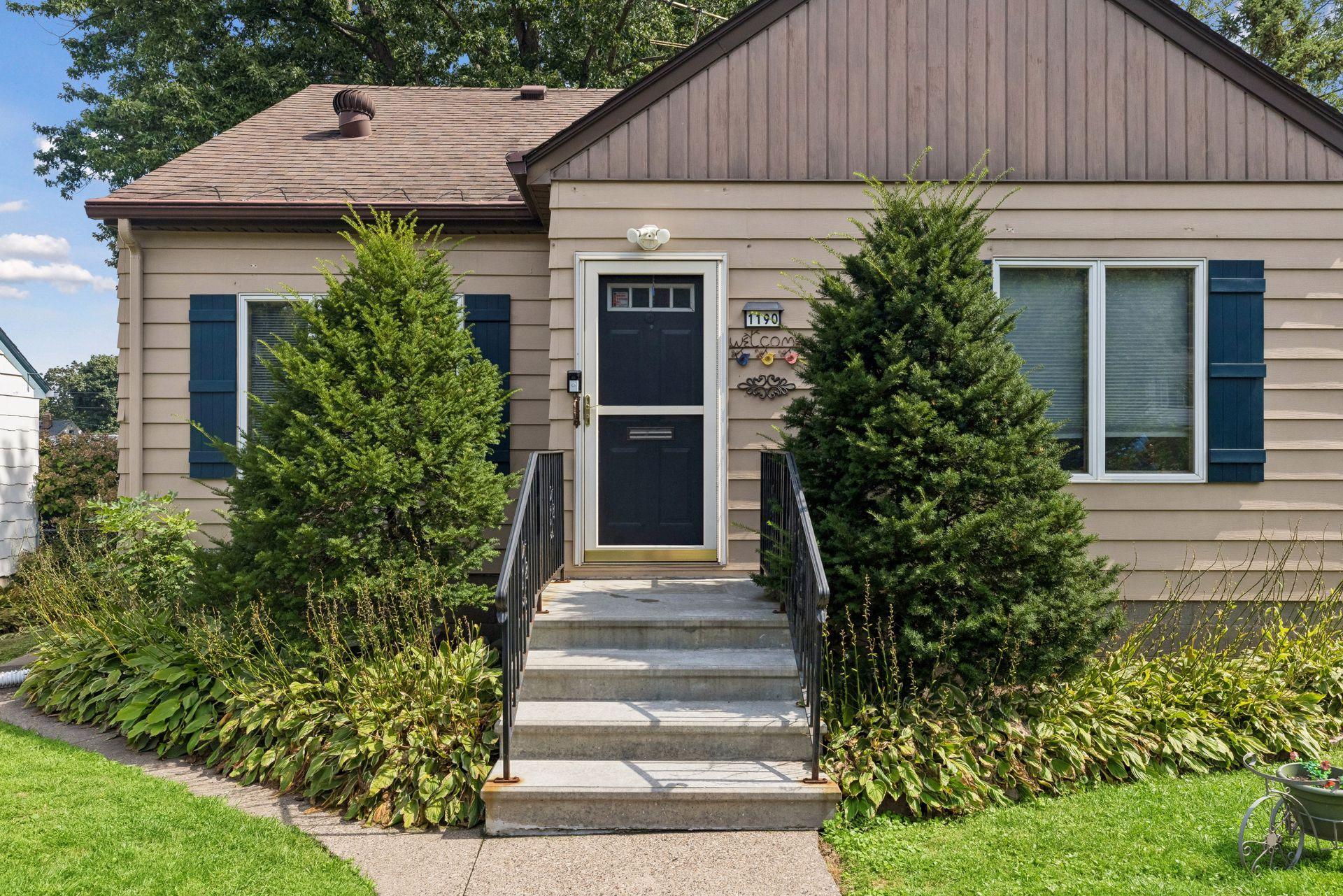 1190 Ottawa Avenue — photo