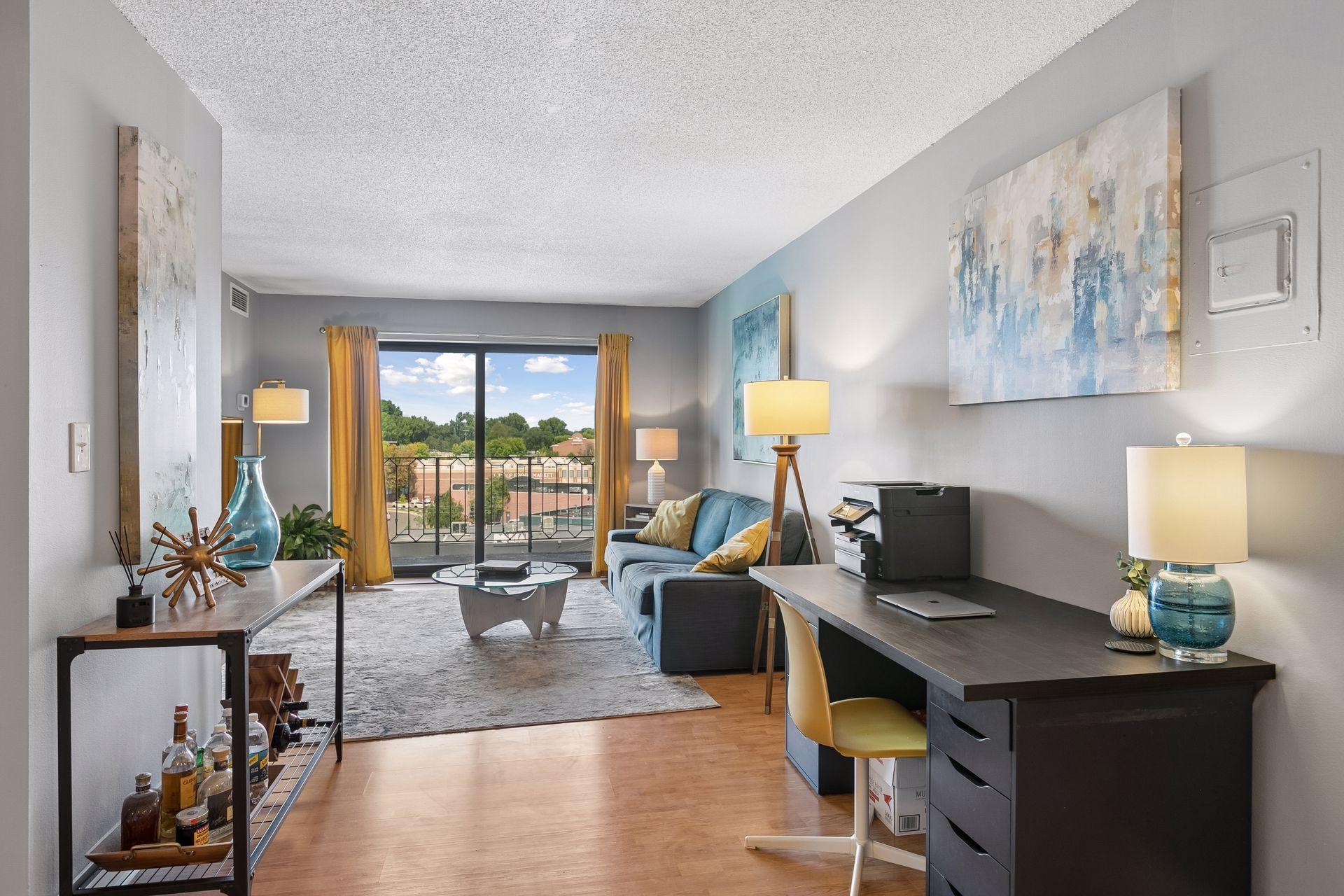 3131 Excelsior Boulevard 512 — photo