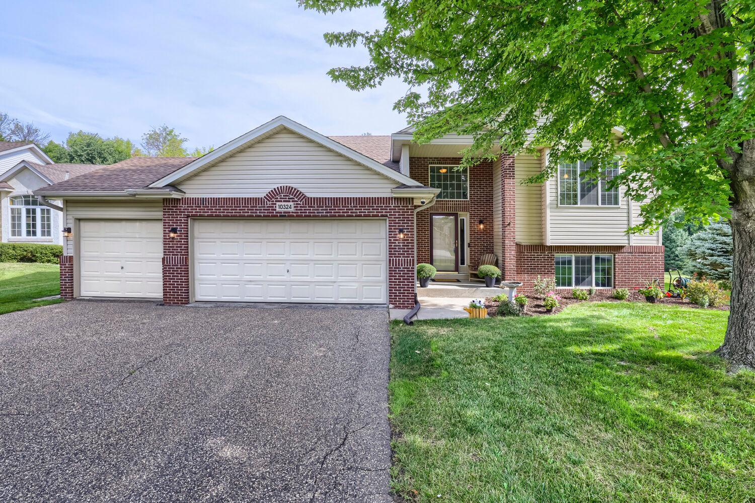10324 Kalen Lane NE — photo
