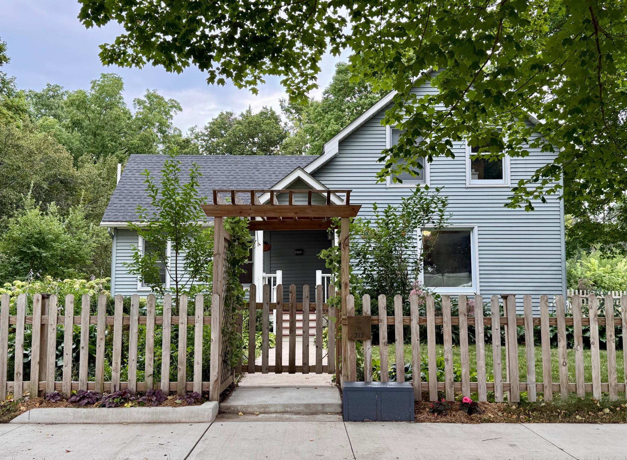 717 Winona Street — photo