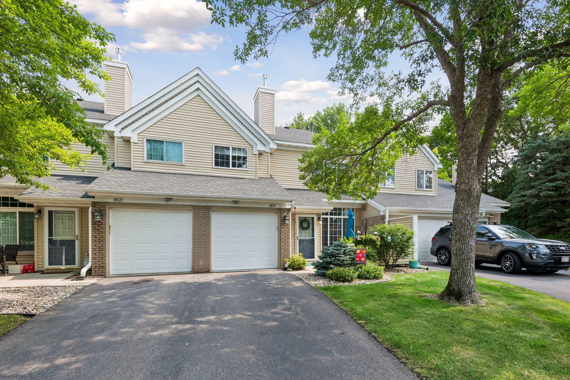 18119 Settlers Way — photo