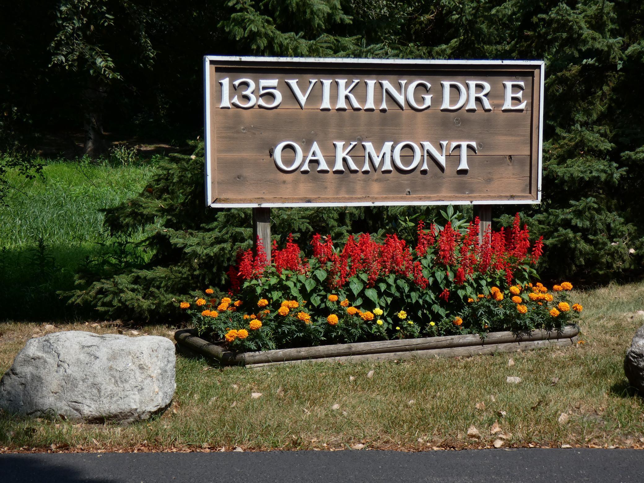 135 Viking Drive E 110 — photo