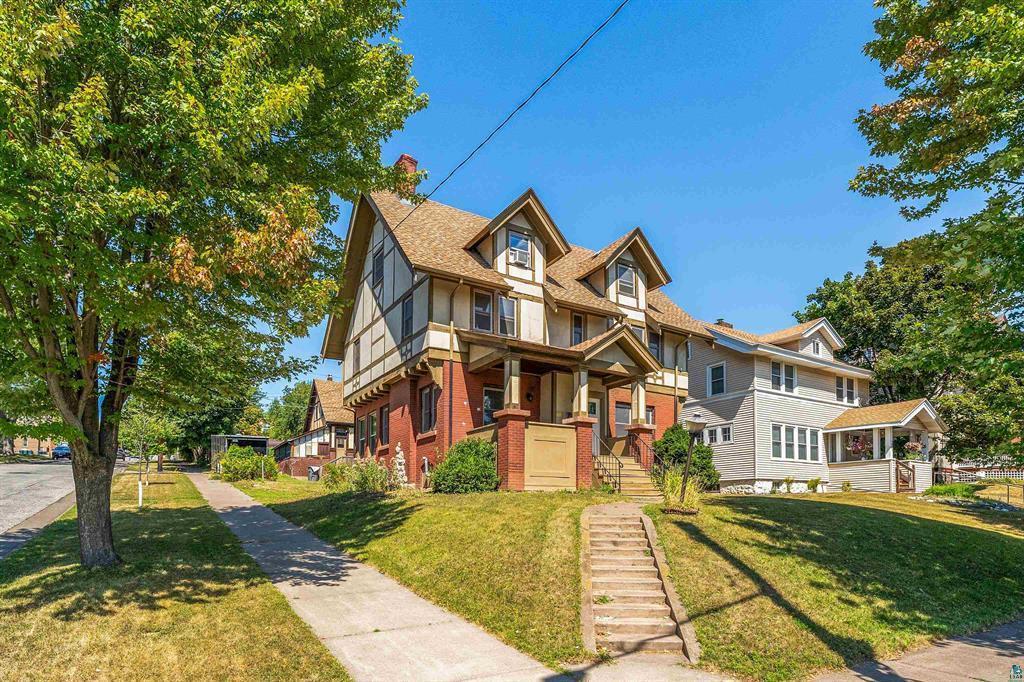 1801 E 2nd Street — photo