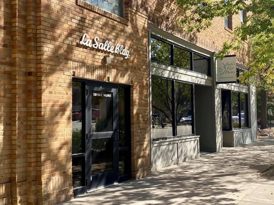 100-114 E Walnut Street — photo