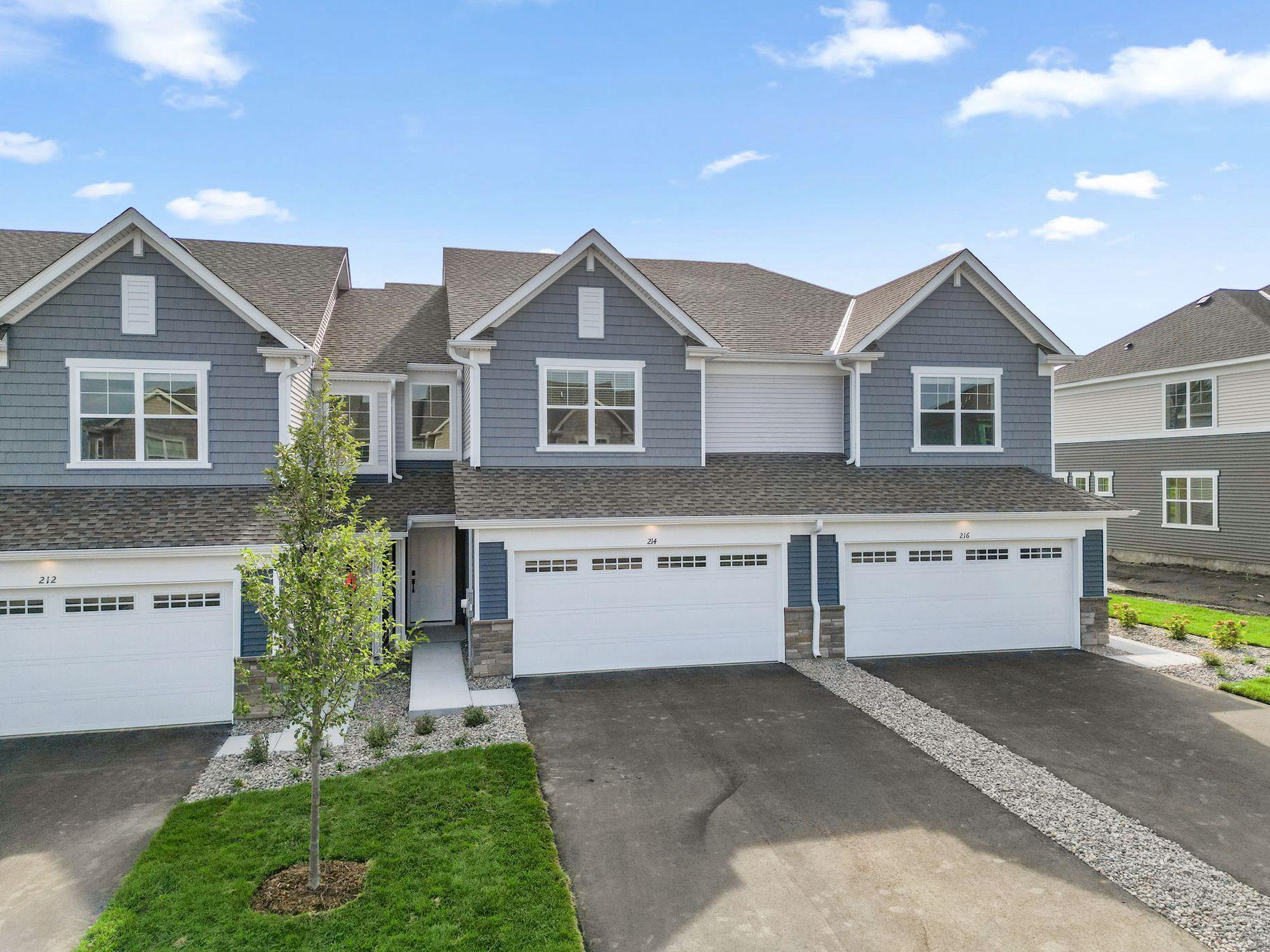 214 Huntington Drive — photo
