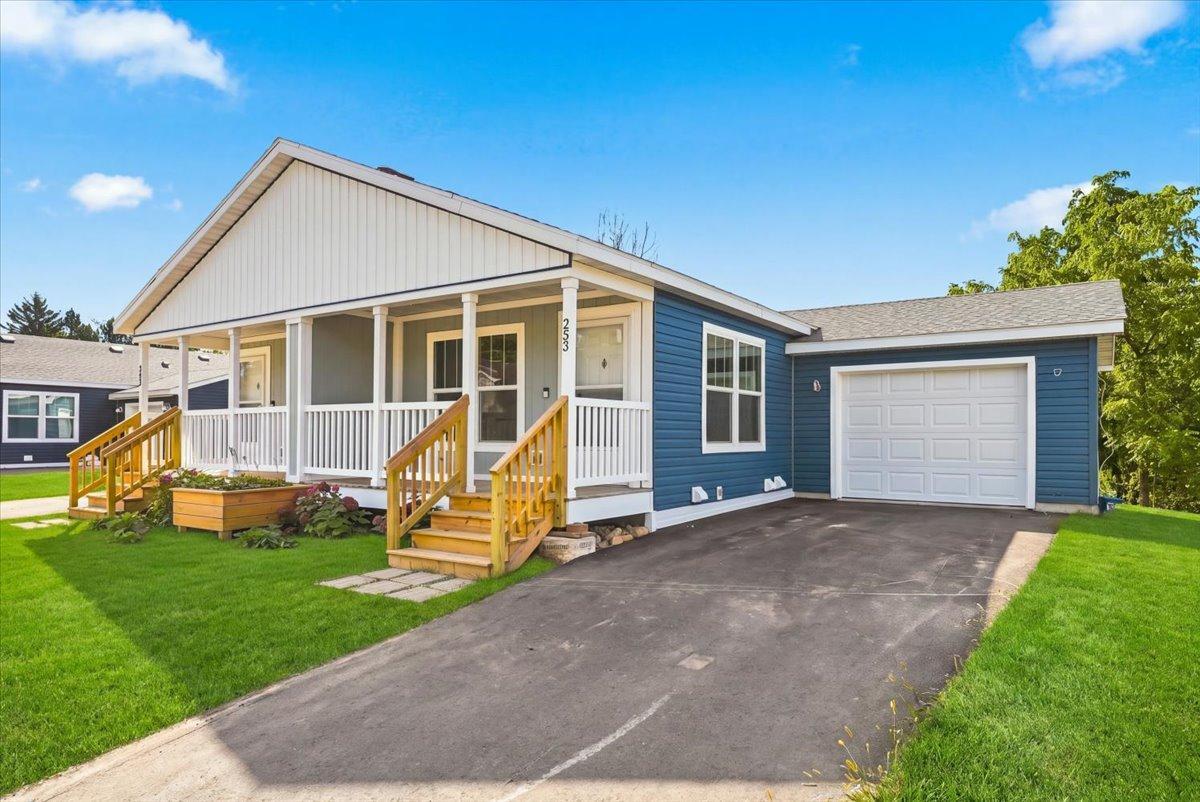 253 Panther Drive — photo