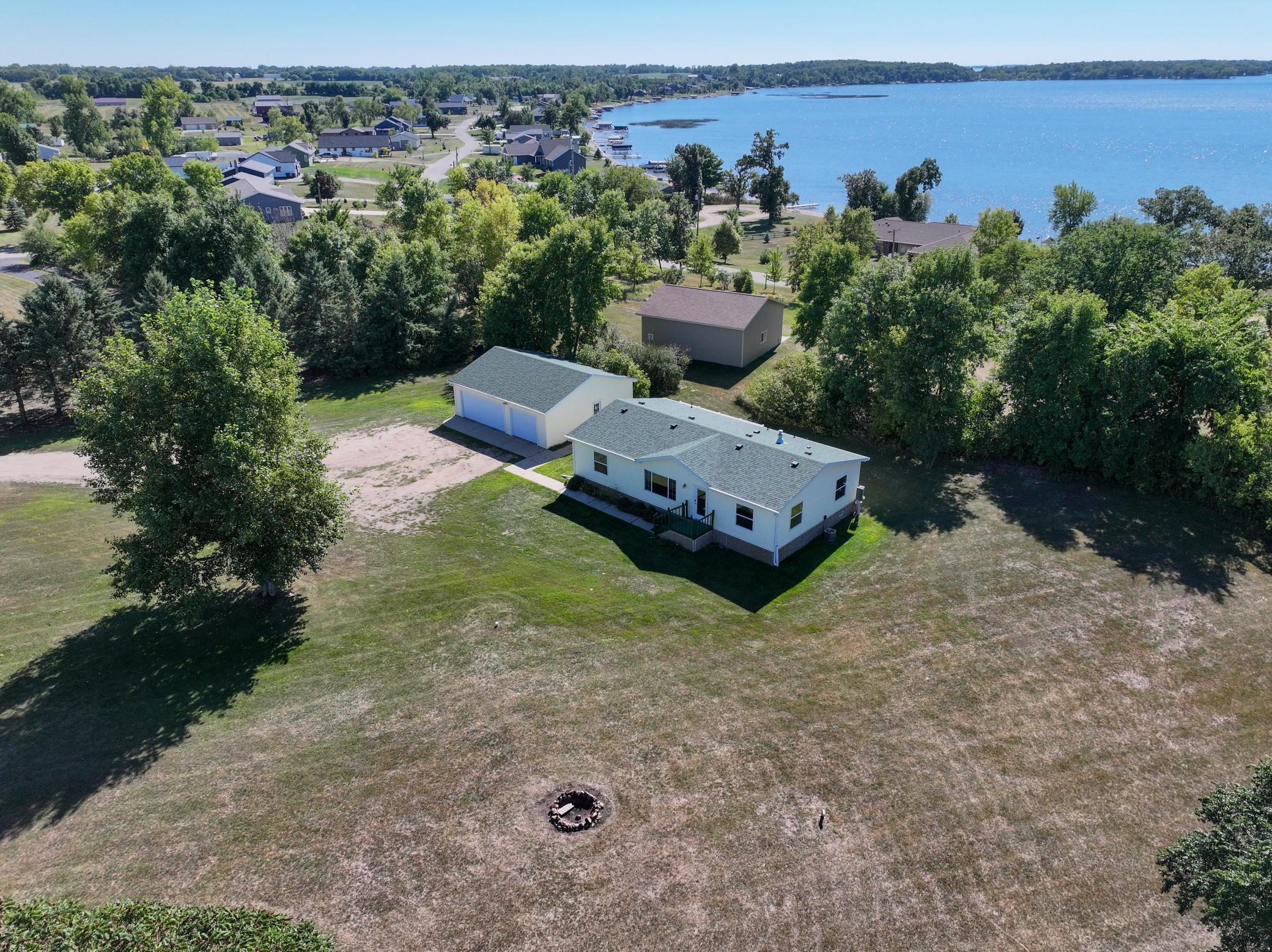 1695 Sunset Access Road SE — photo