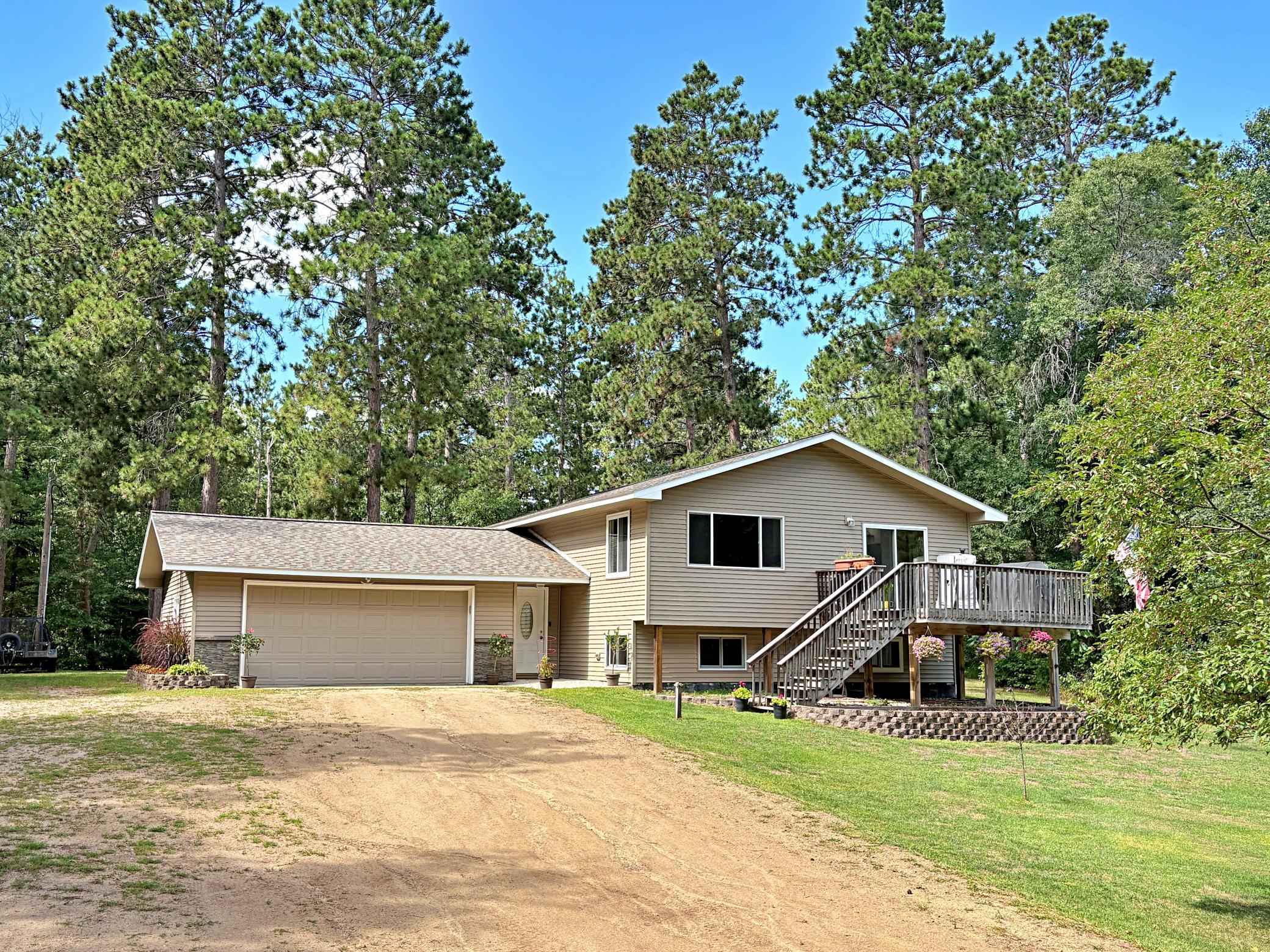 16939 Dogwood Road — photo