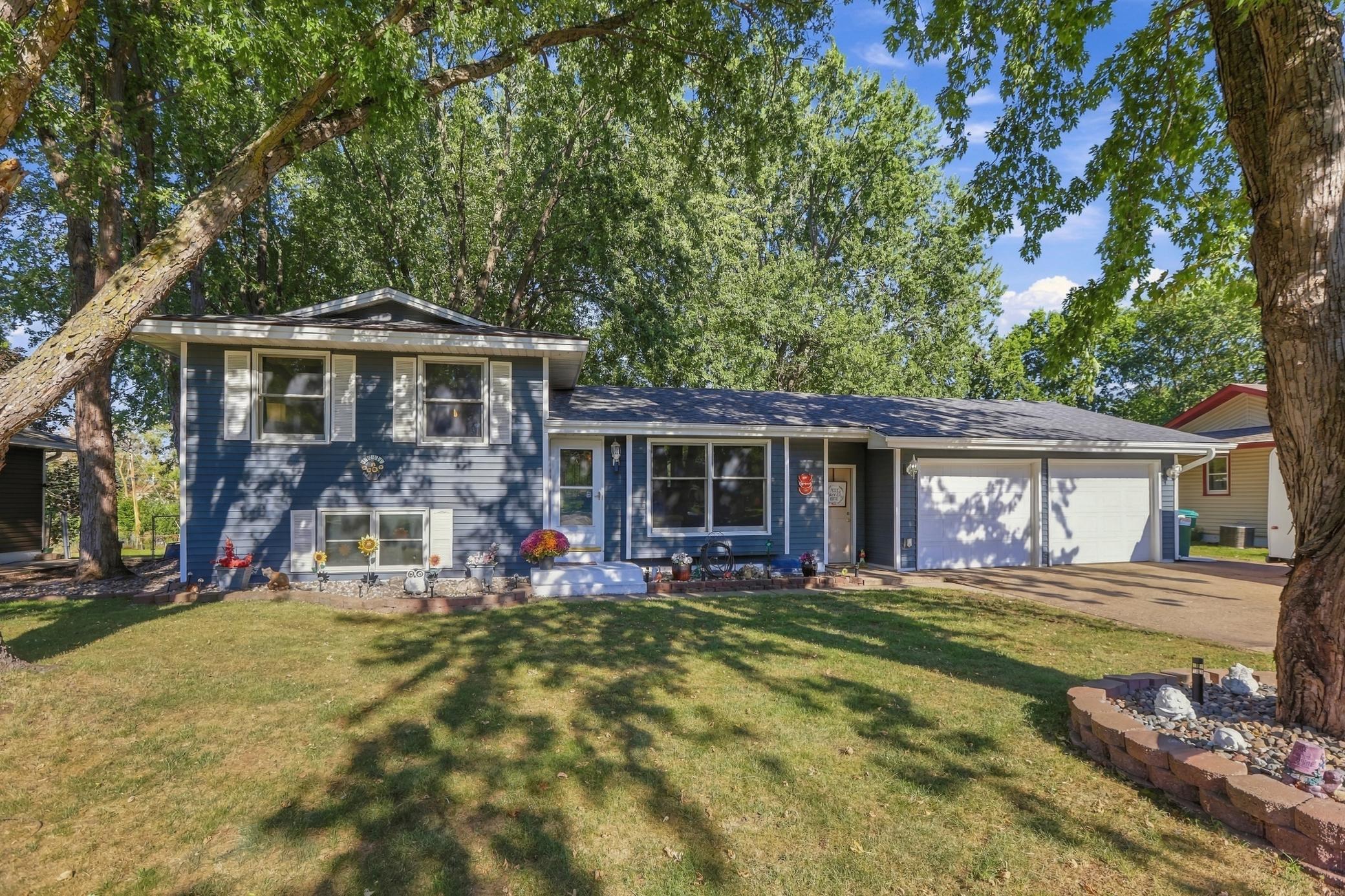 11757 Jefferson Street NE — photo