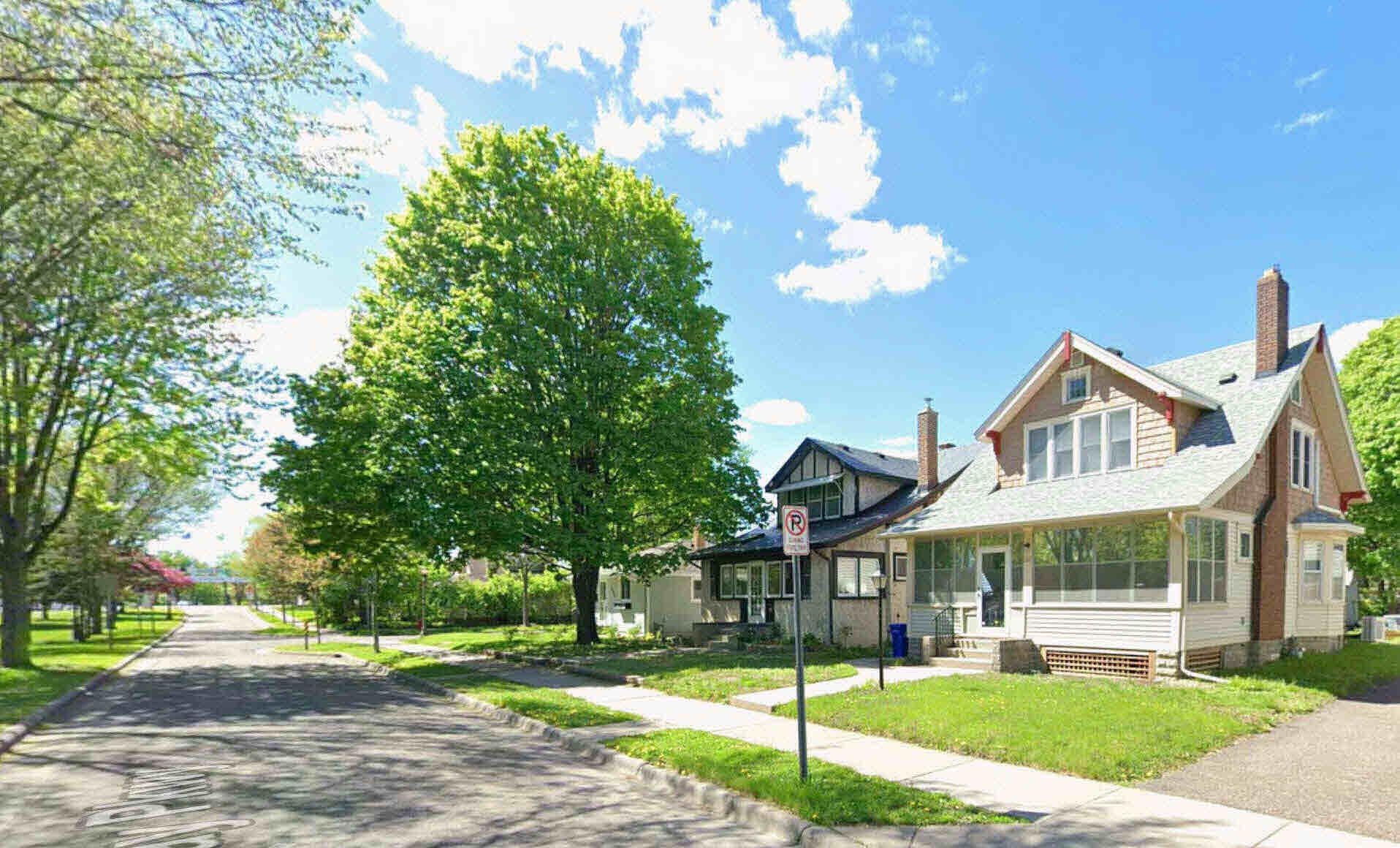 1537 Midway Parkway — photo