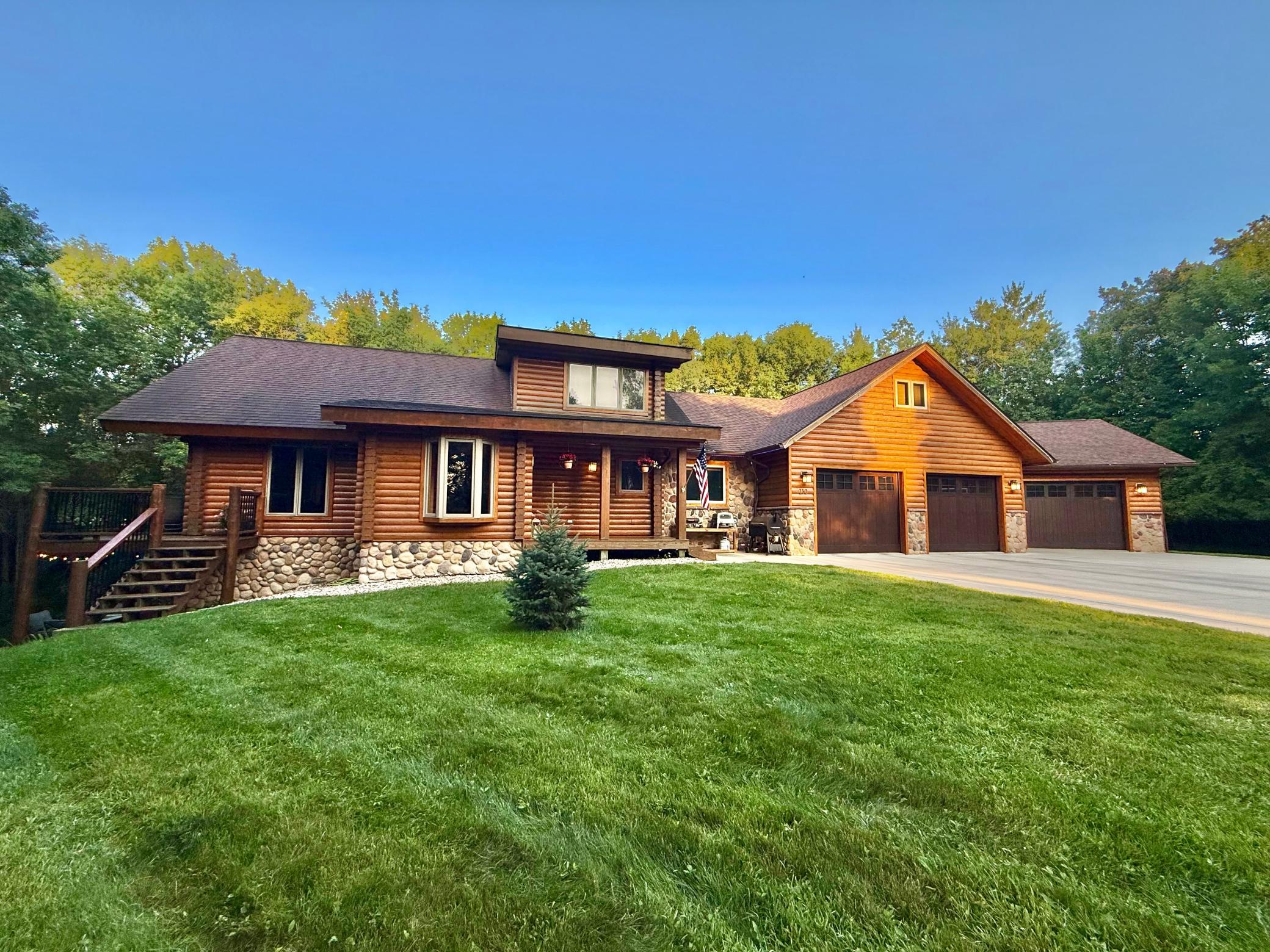 130 Eastwood Drive — photo