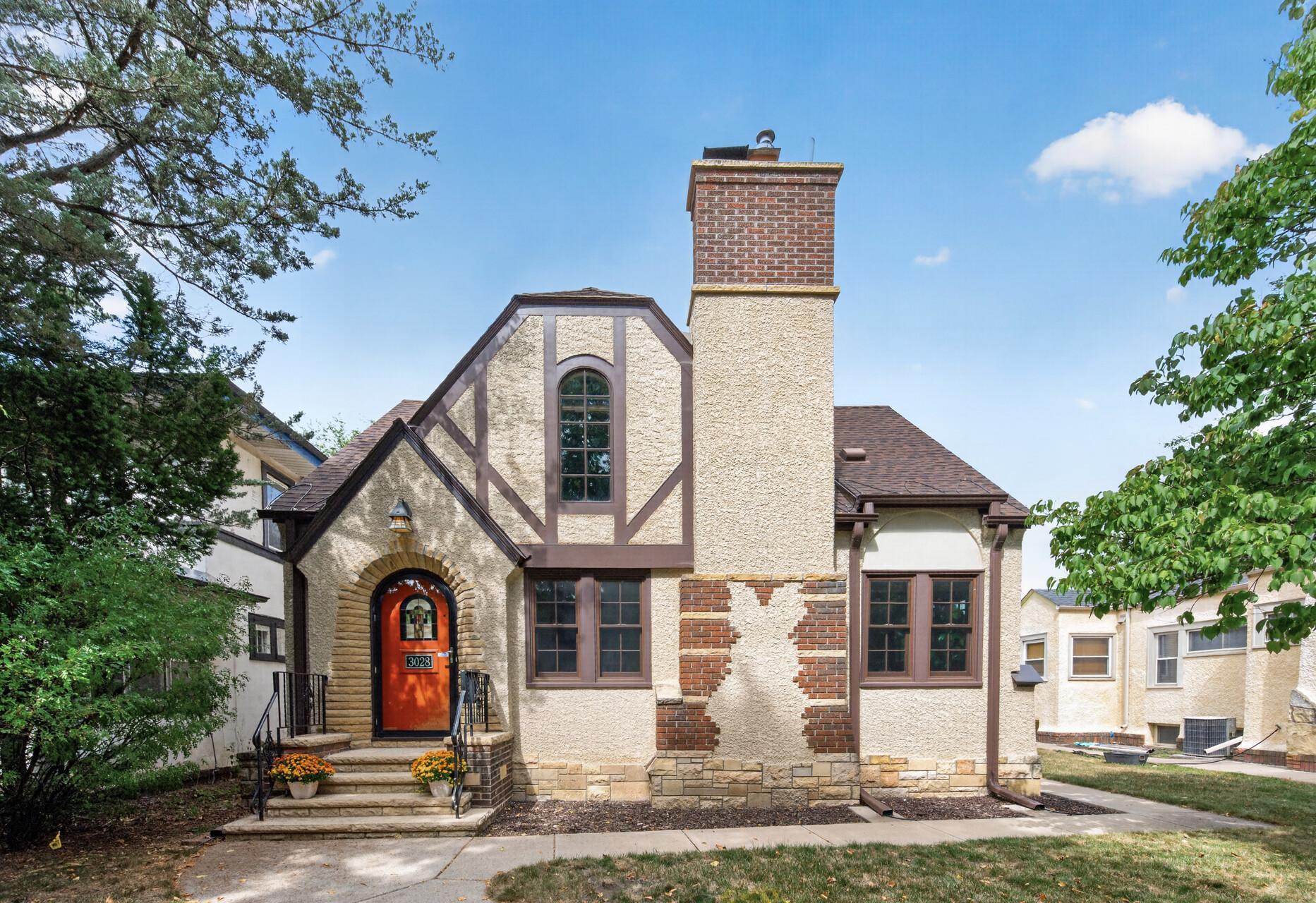 3028 E Minnehaha Parkway — photo