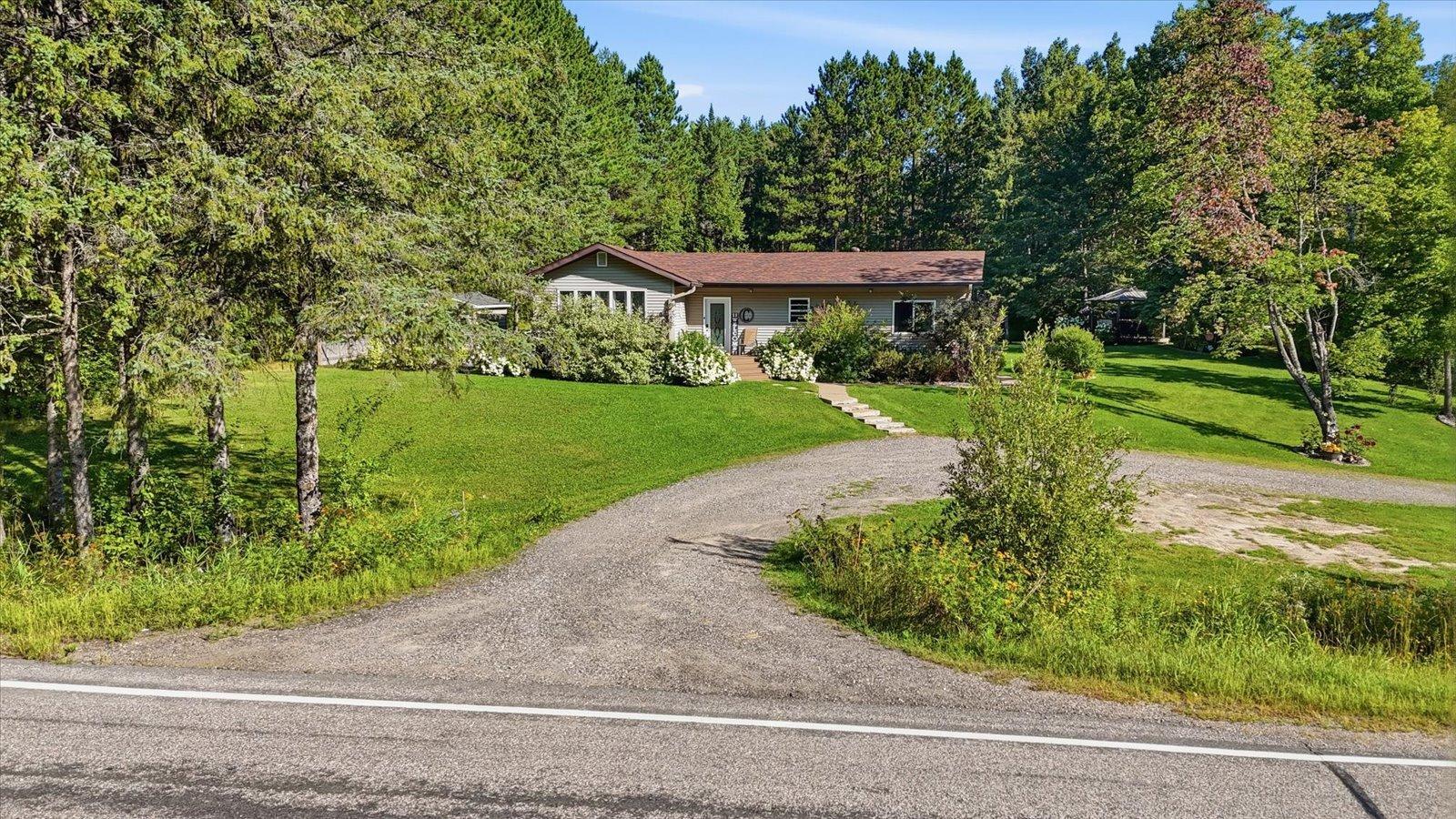 8783 Iron Junction Road — photo
