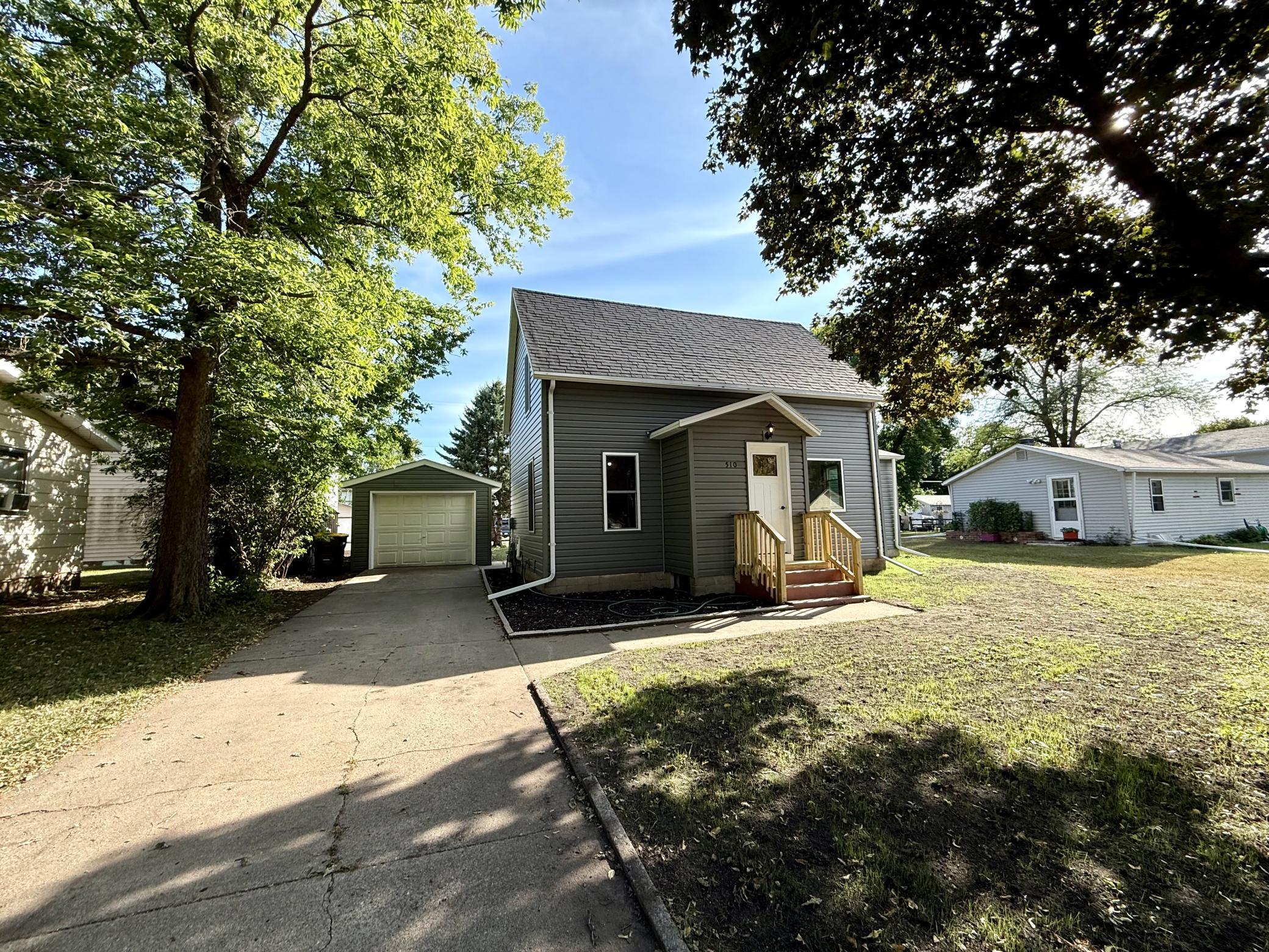 510 E Plum Street — photo