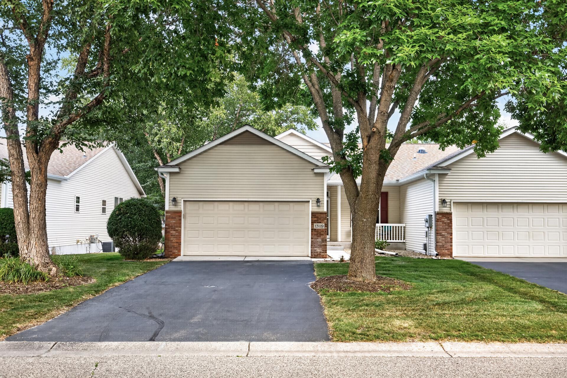 13119 Aberdeen Street NE — photo