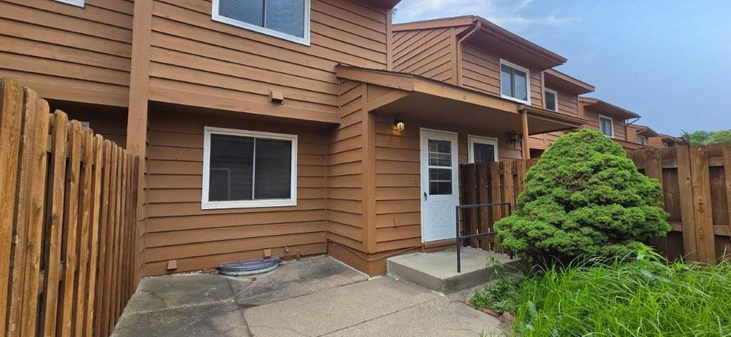 3231 Evergreen Drive — photo