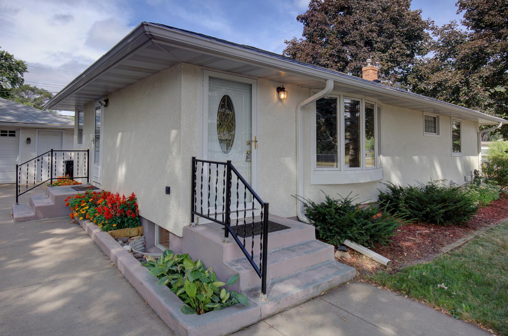 2115 English Street — photo