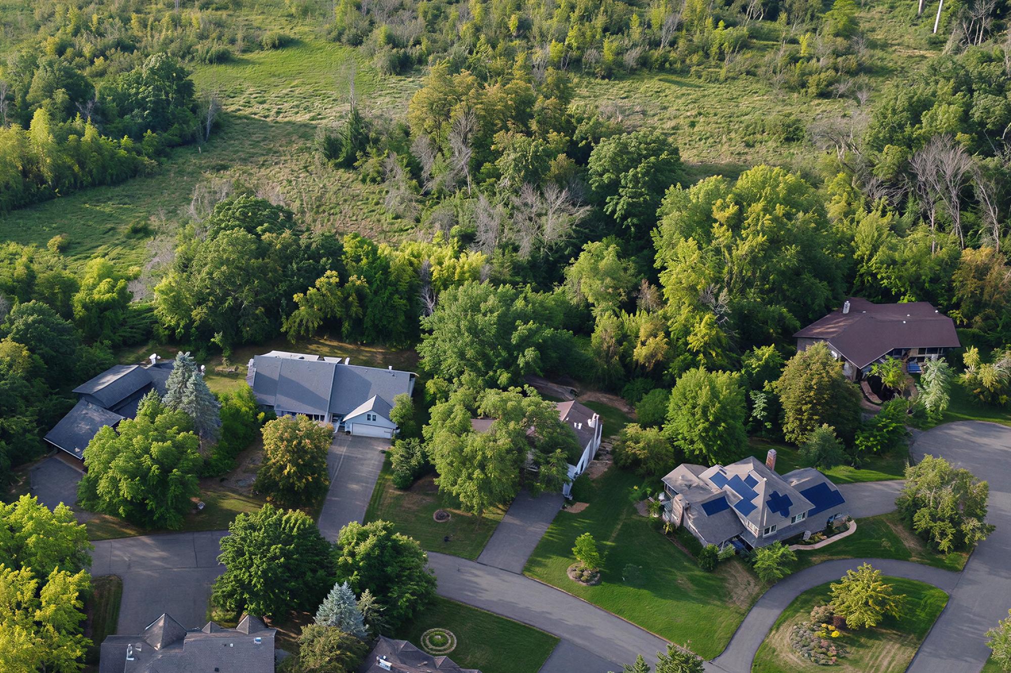 20 Deer Hills Drive — photo