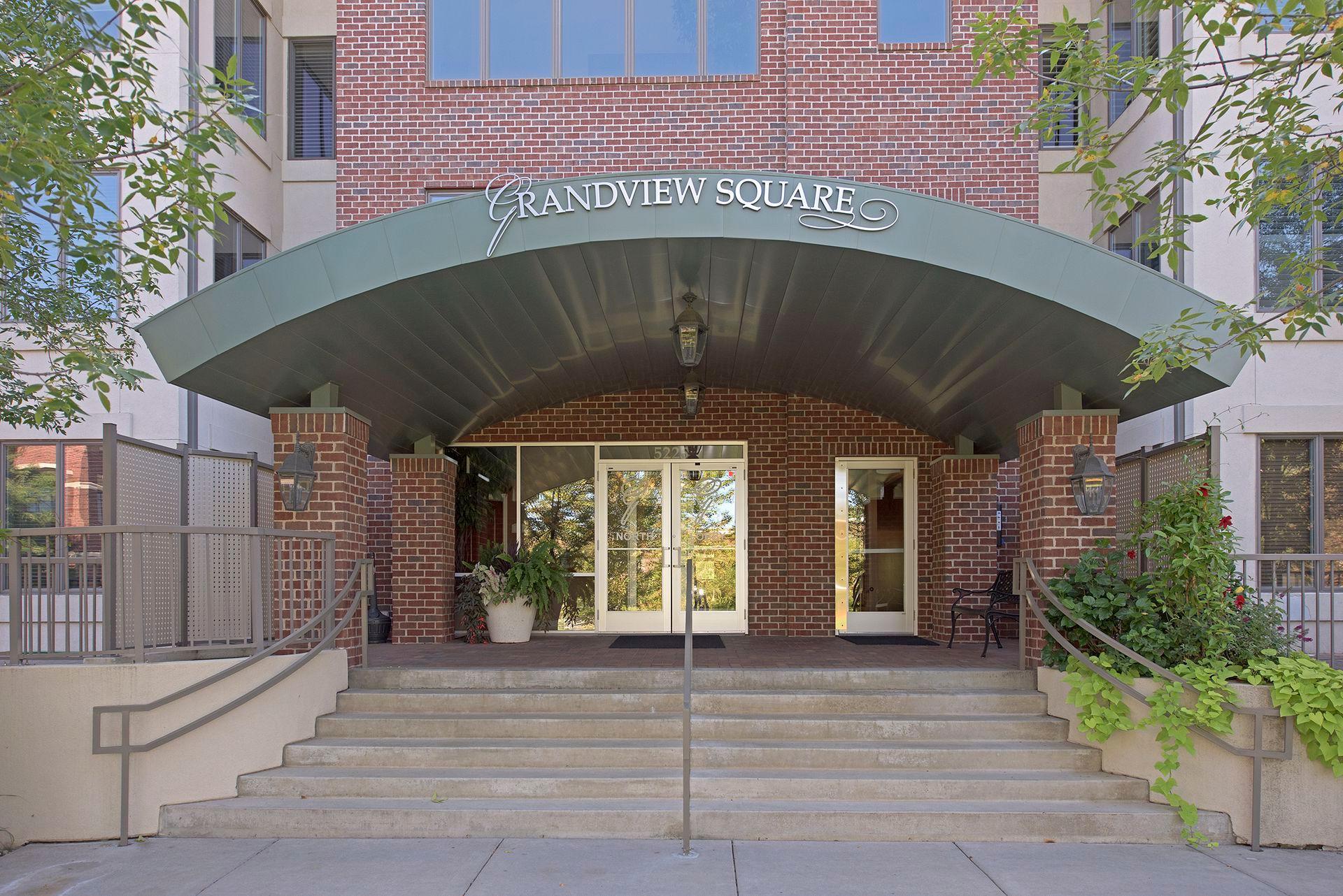 5225 Grandview Square 308 — photo