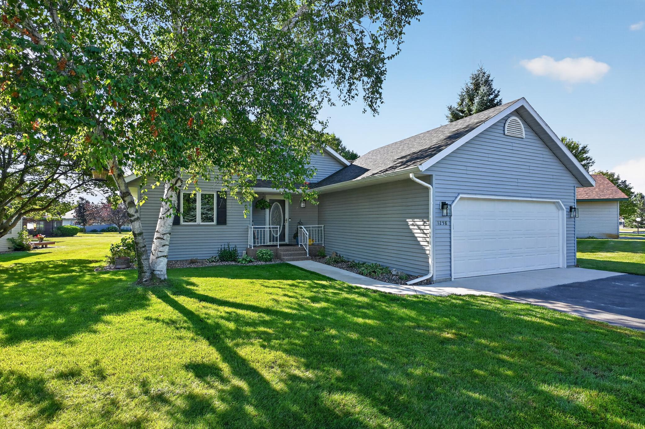 1258 Westbrook Circle — photo