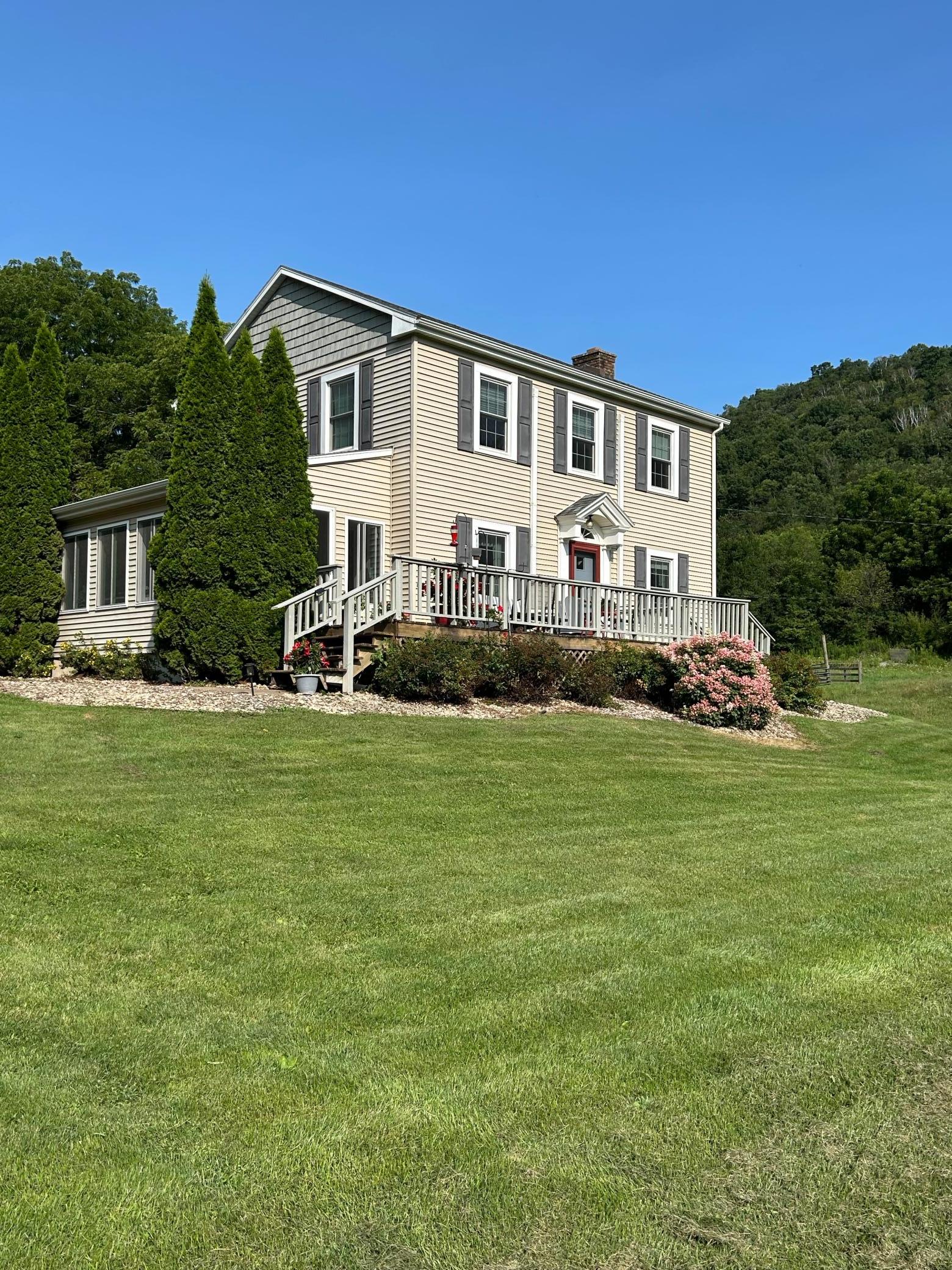 745 Hanson Valley Road — photo