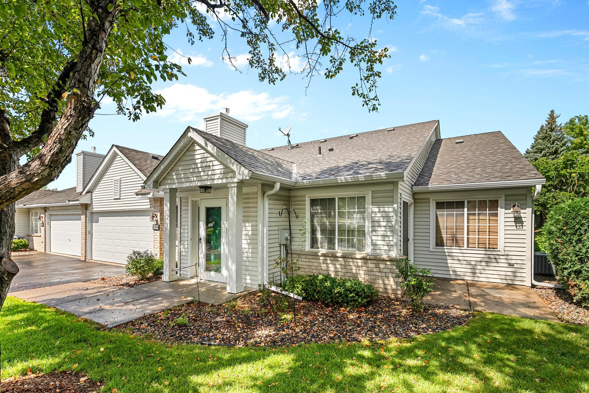 15202 Greenhaven Way — photo