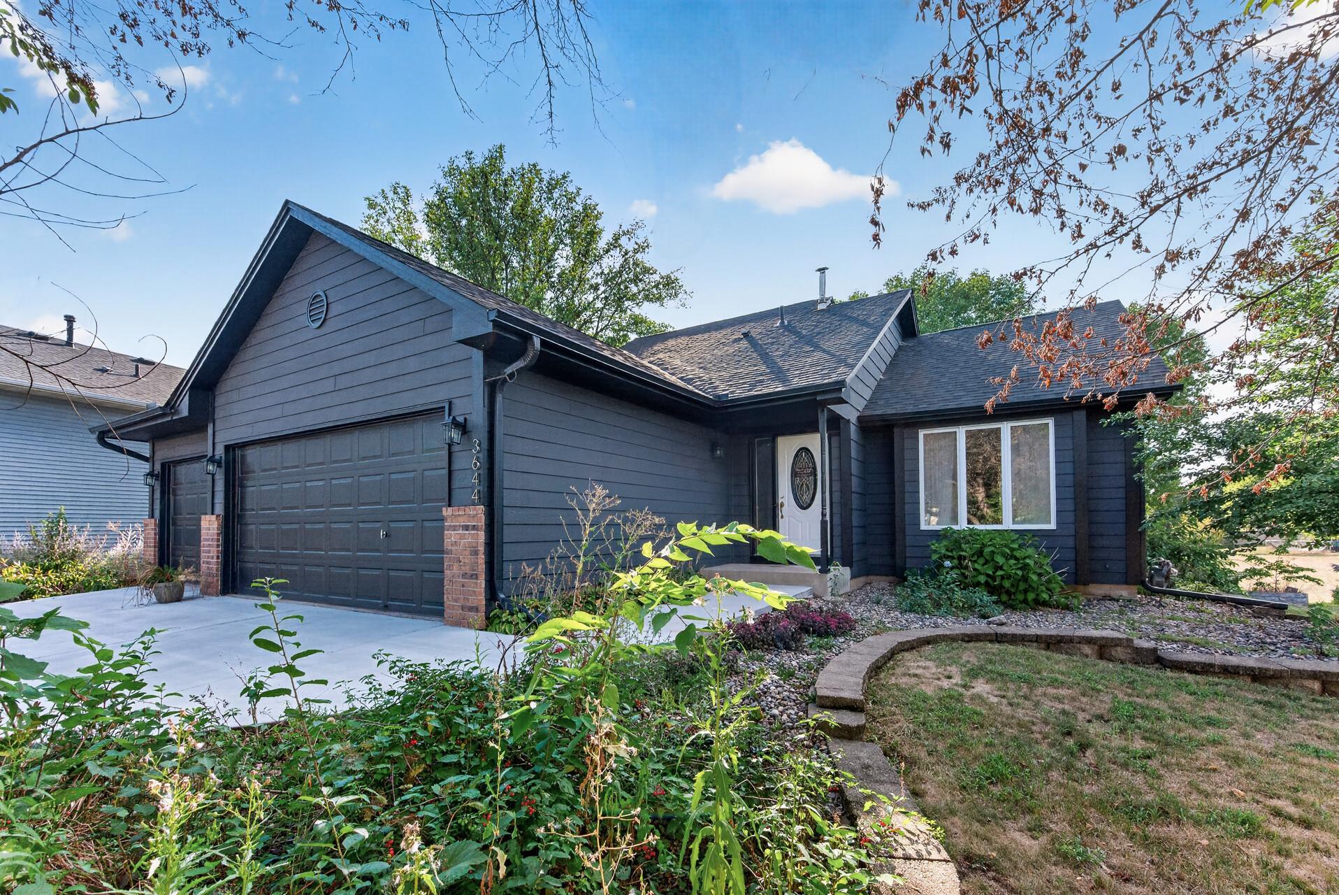 3644 James Court — photo
