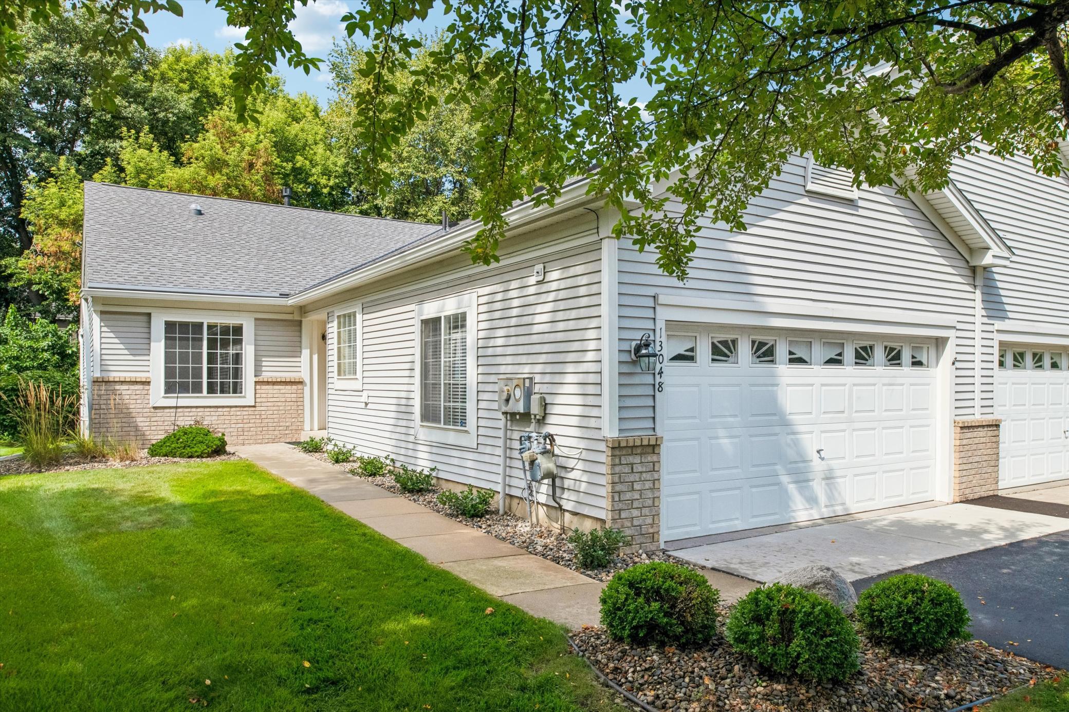 13048 Falcons Way — photo