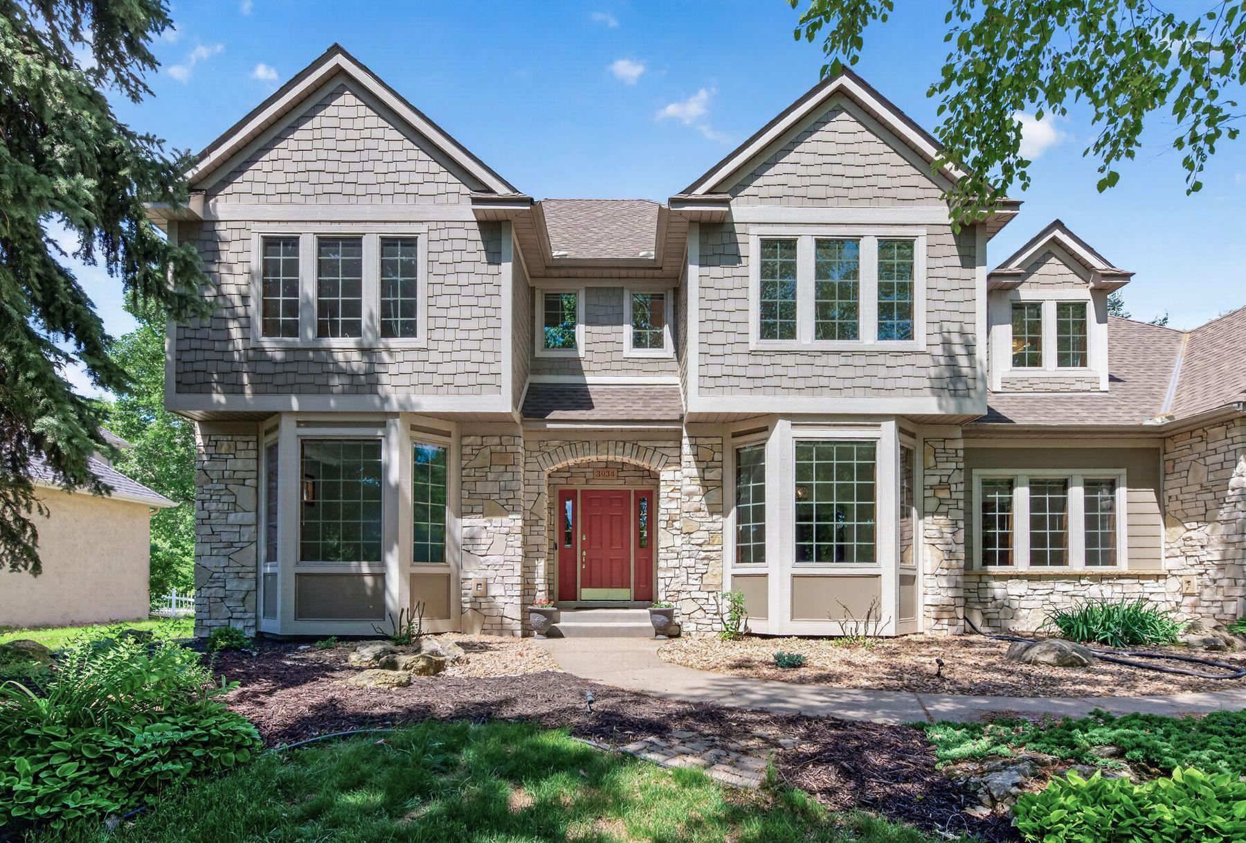 3034 Edgewater Drive — photo