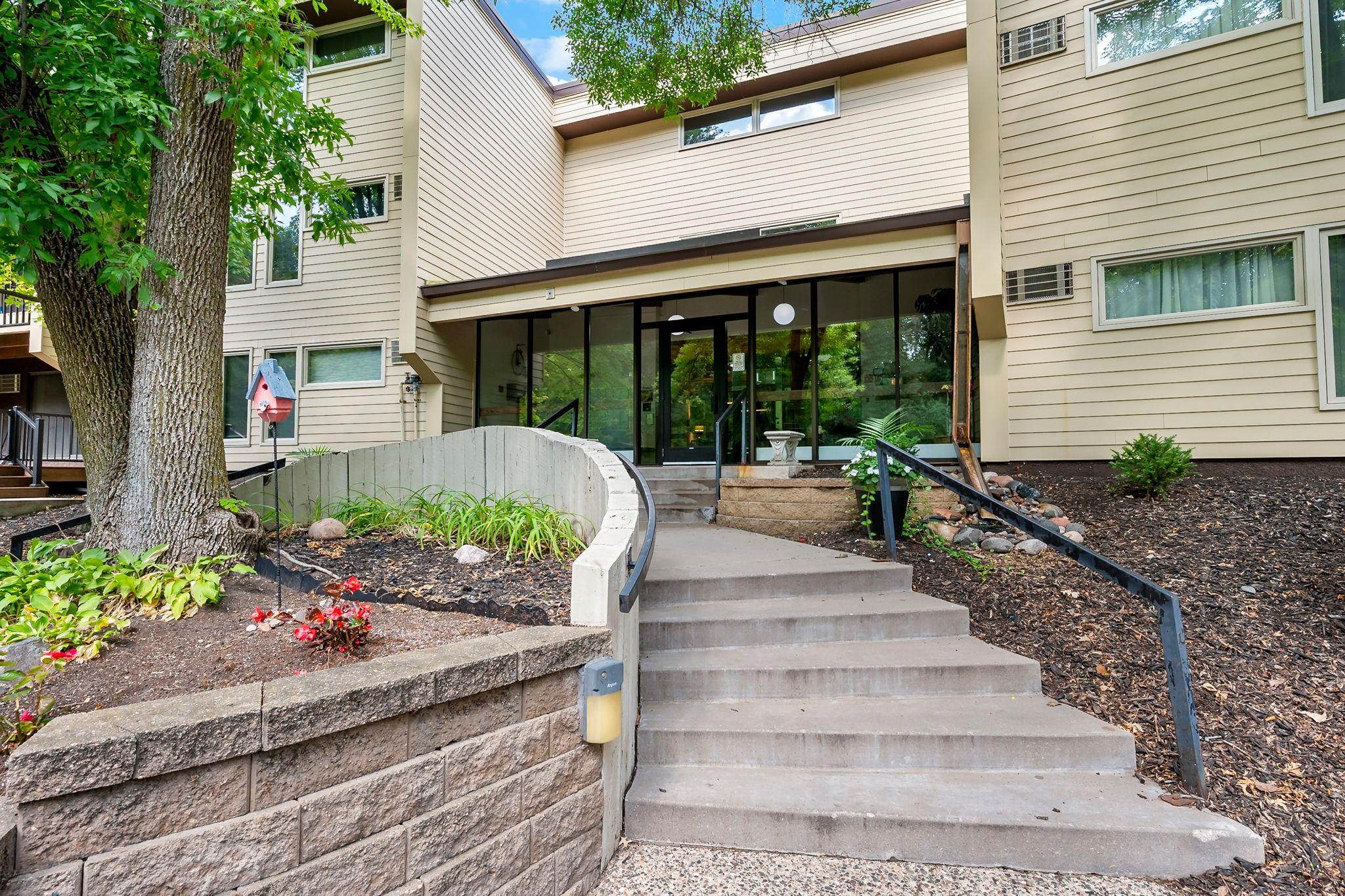 12600 Parkwood Drive 316 — photo